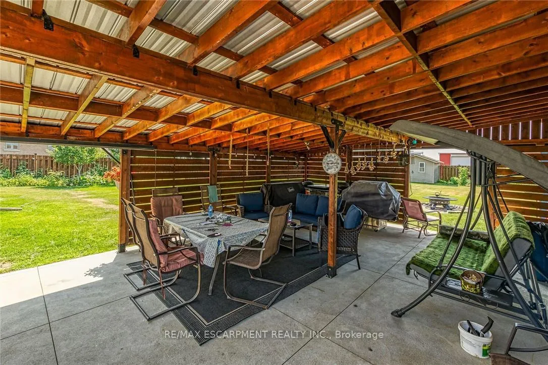Photo 38 of 982 Highland Road E, Hamilton, Rural Stoney Creek — HOMEH