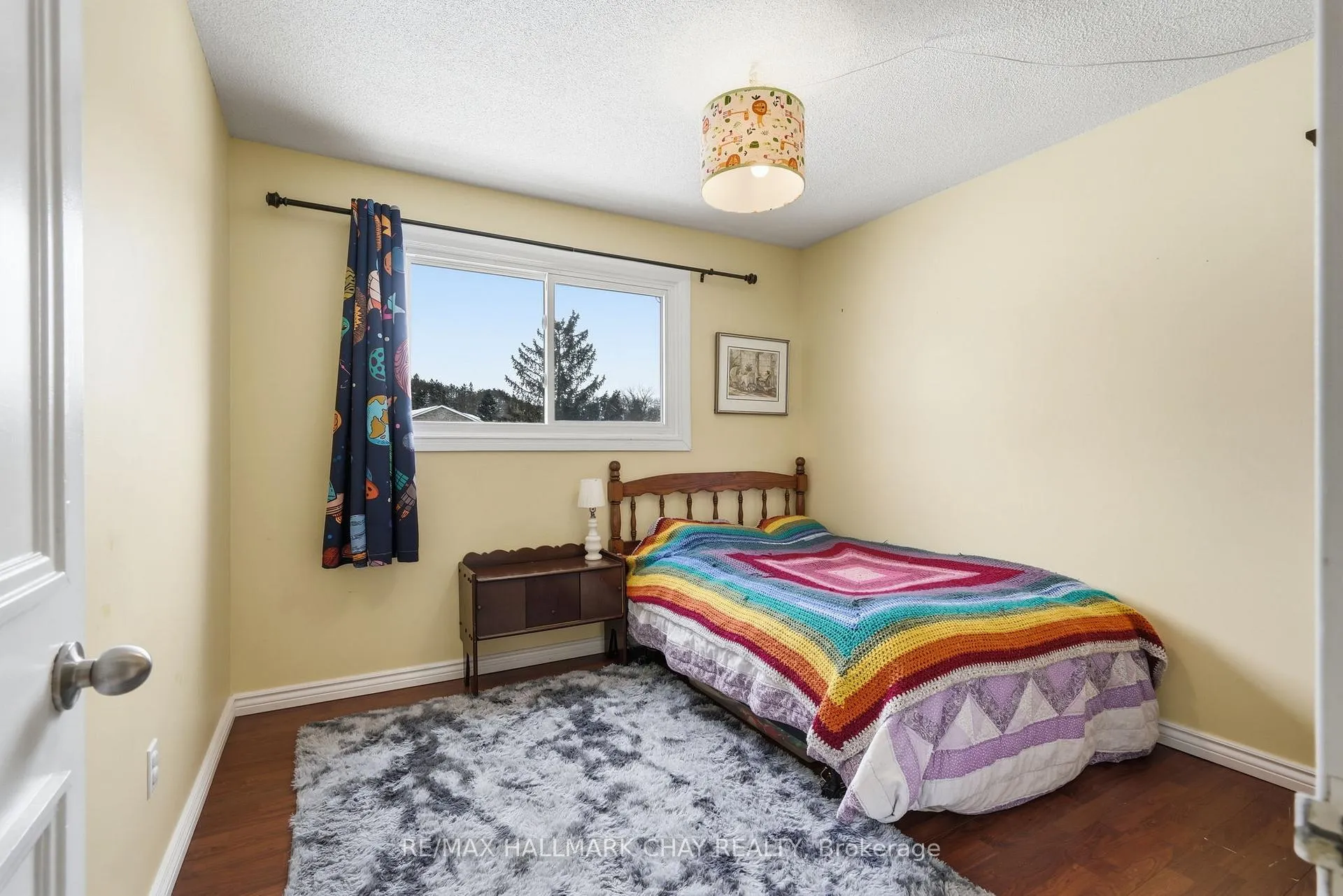 Photo 21 of 24 Fox Run, Barrie, Letitia Heights — HOMEH