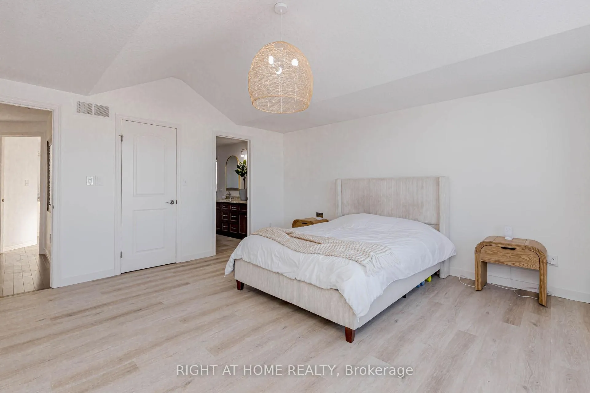 Photo 21 of 52 Schmidt Drive, Wellington North, Arthur — HOMEH