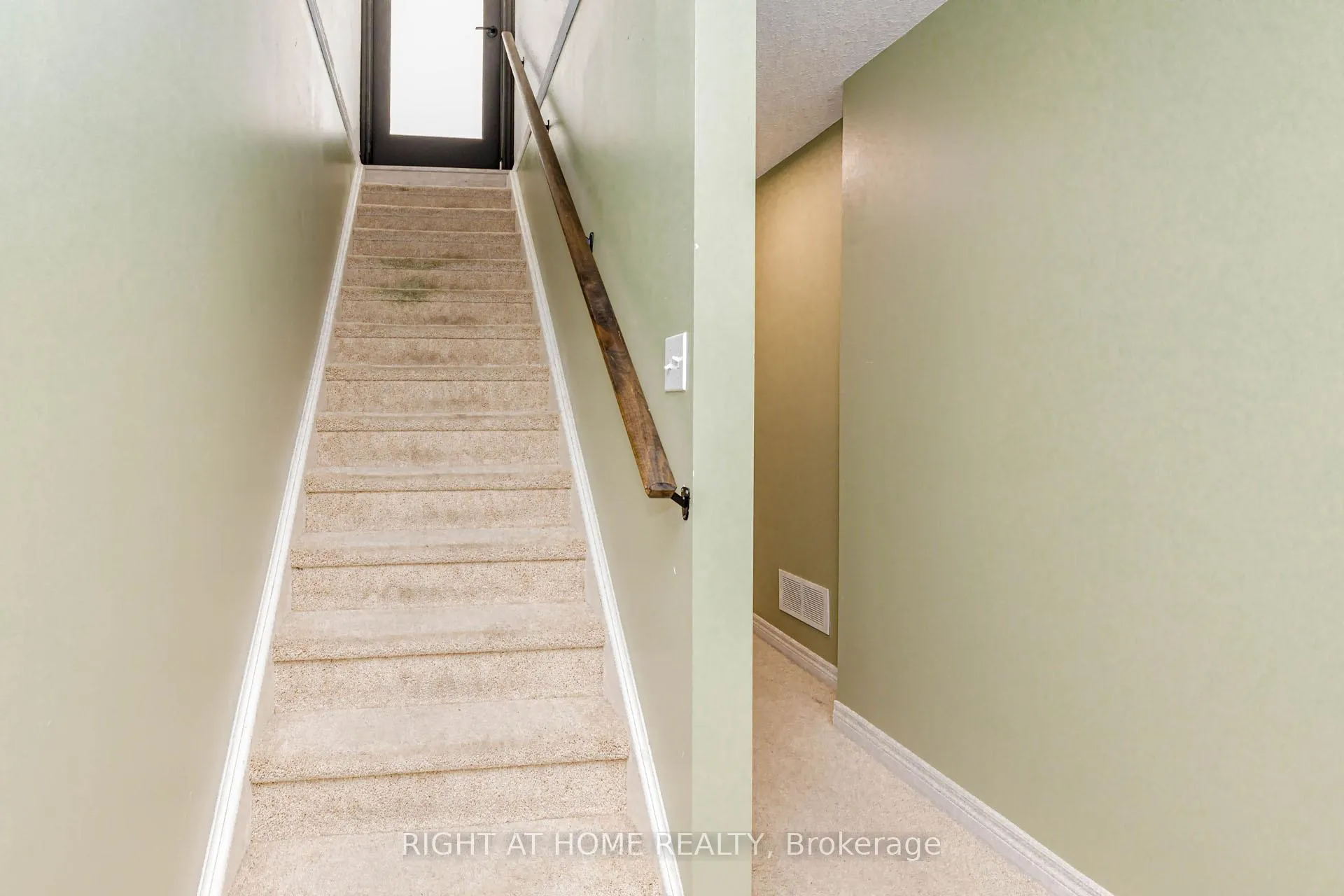 Photo 43 of 52 Schmidt Drive, Wellington North, Arthur — HOMEH