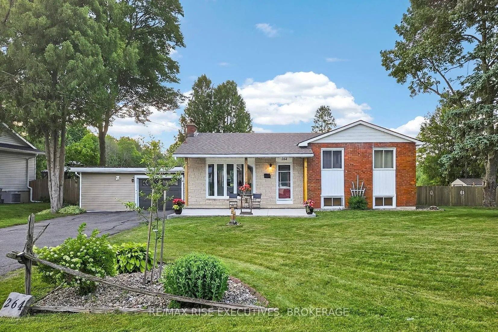Photo 1 of 264 Eunice Drive, Kingston, City Northwest — HOMEH
