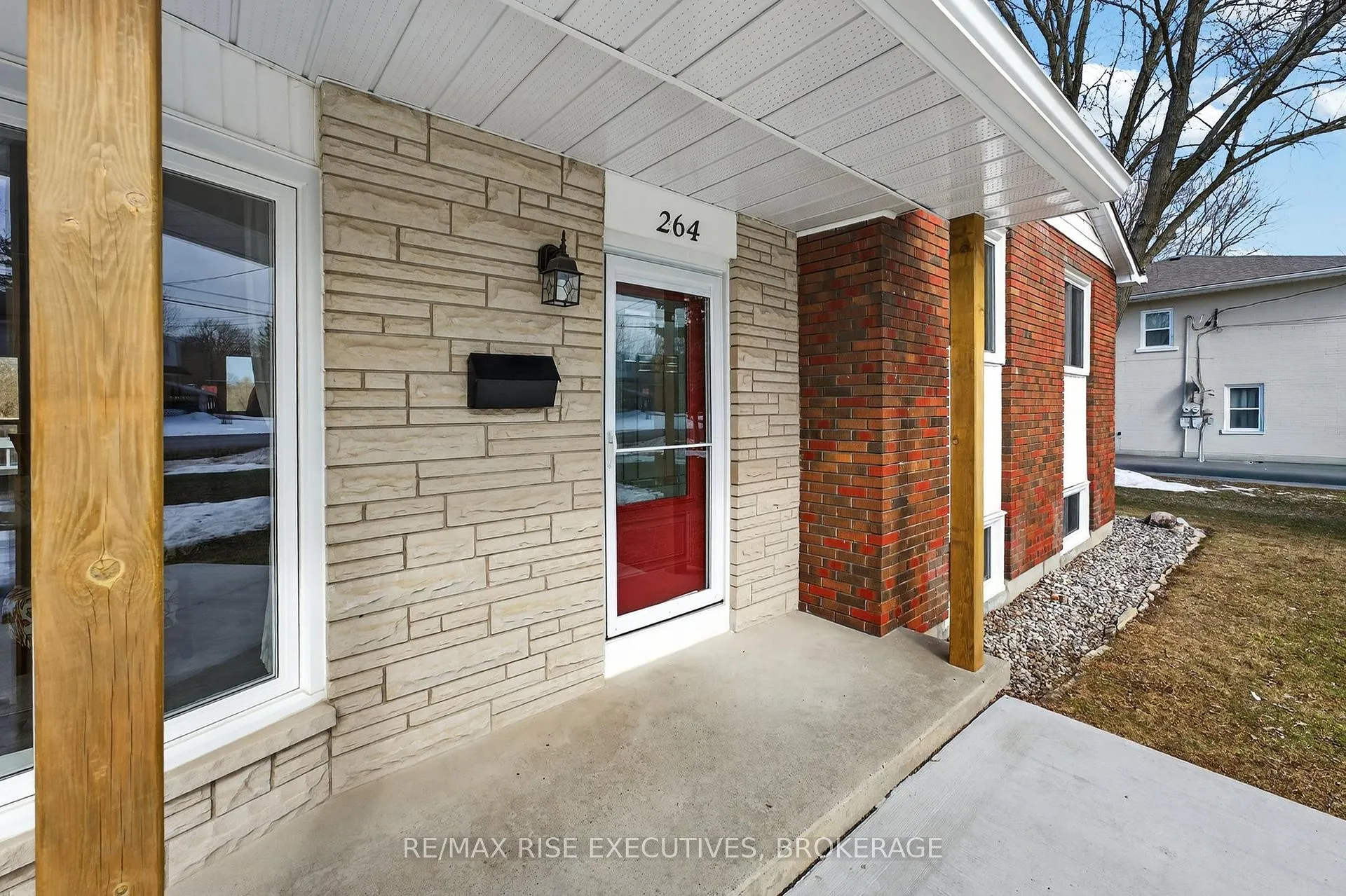Photo 4 of 264 Eunice Drive, Kingston, City Northwest — HOMEH