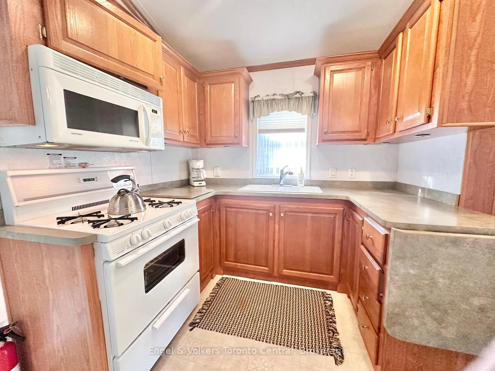 Photo 15 of Unit B6, 7489 Sideroad 5 E, Wellington North, Rural Wellington North — HOMEH