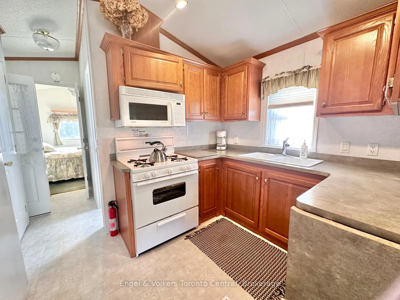 Photo 20 of Unit B6, 7489 Sideroad 5 E, Wellington North, Rural Wellington North — HOMEH