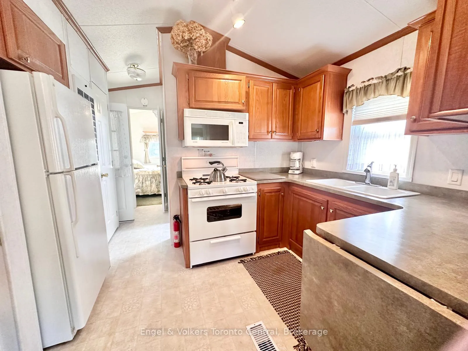 Photo 21 of Unit B6, 7489 Sideroad 5 E, Wellington North, Rural Wellington North — HOMEH