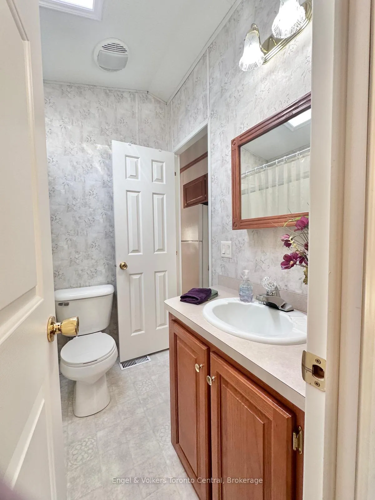 Photo 35 of Unit B6, 7489 Sideroad 5 E, Wellington North, Rural Wellington North — HOMEH