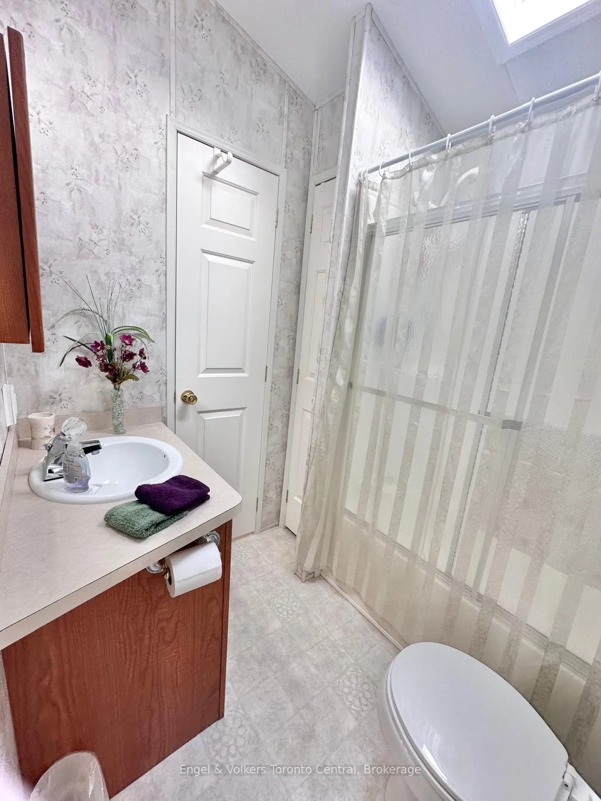 Photo 38 of Unit B6, 7489 Sideroad 5 E, Wellington North, Rural Wellington North — HOMEH