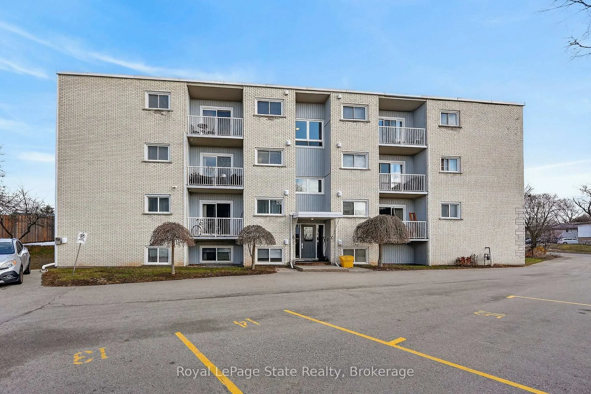 Front of Unit 1, 37 Conroy Crescent