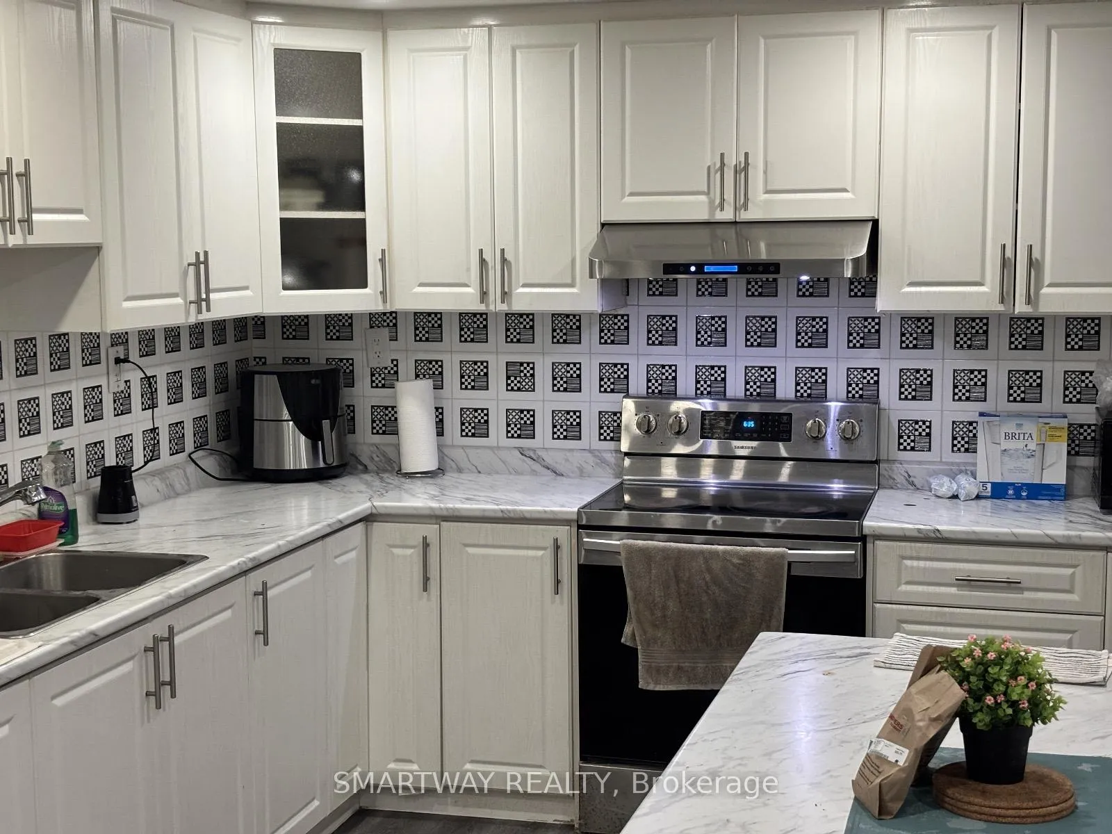 Photo 14 of 25 Bucksaw Street, Brampton, Northwest Brampton — HOMEH