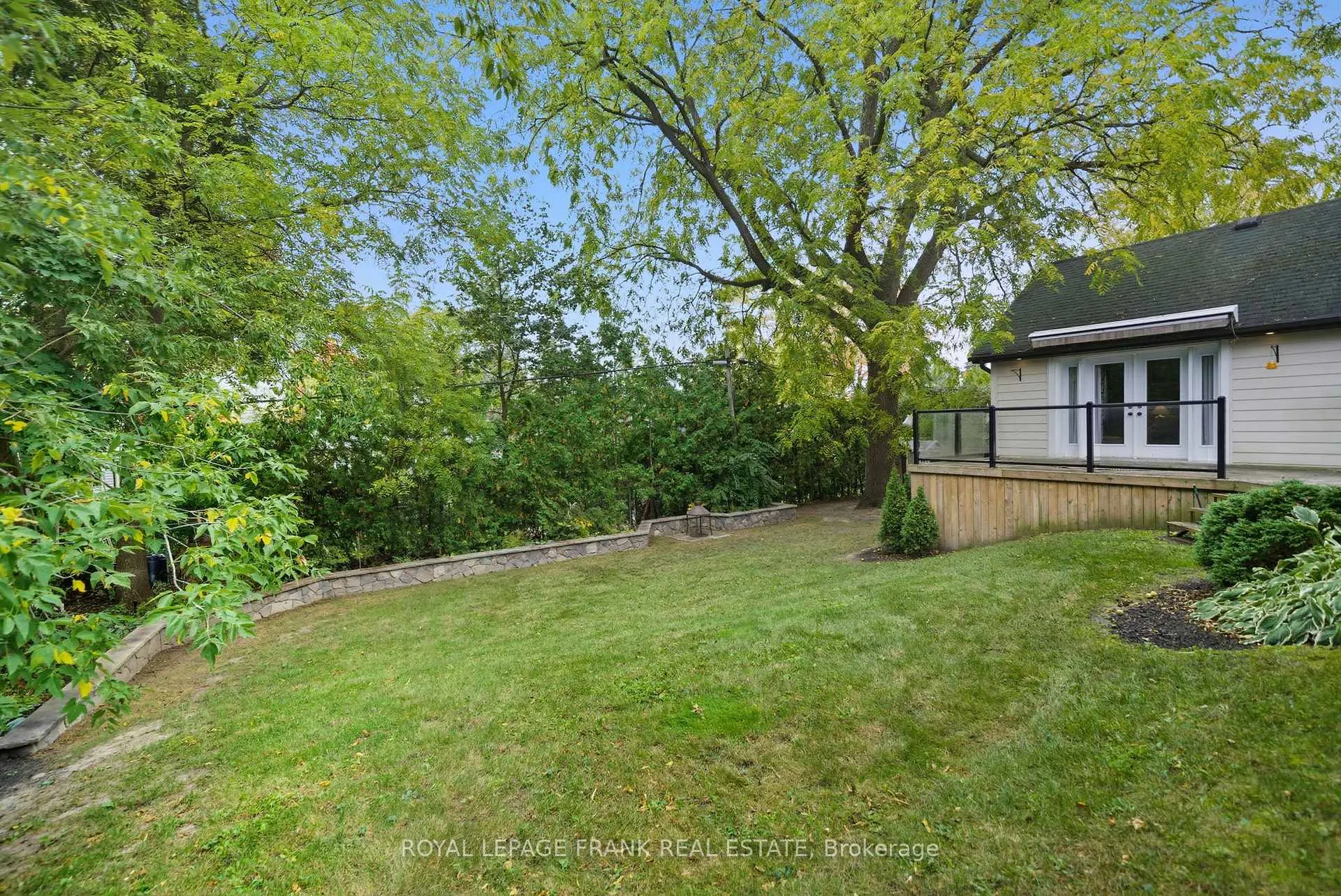 Photo 42 of 739 Masson Street, Oshawa, Centennial — HOMEH