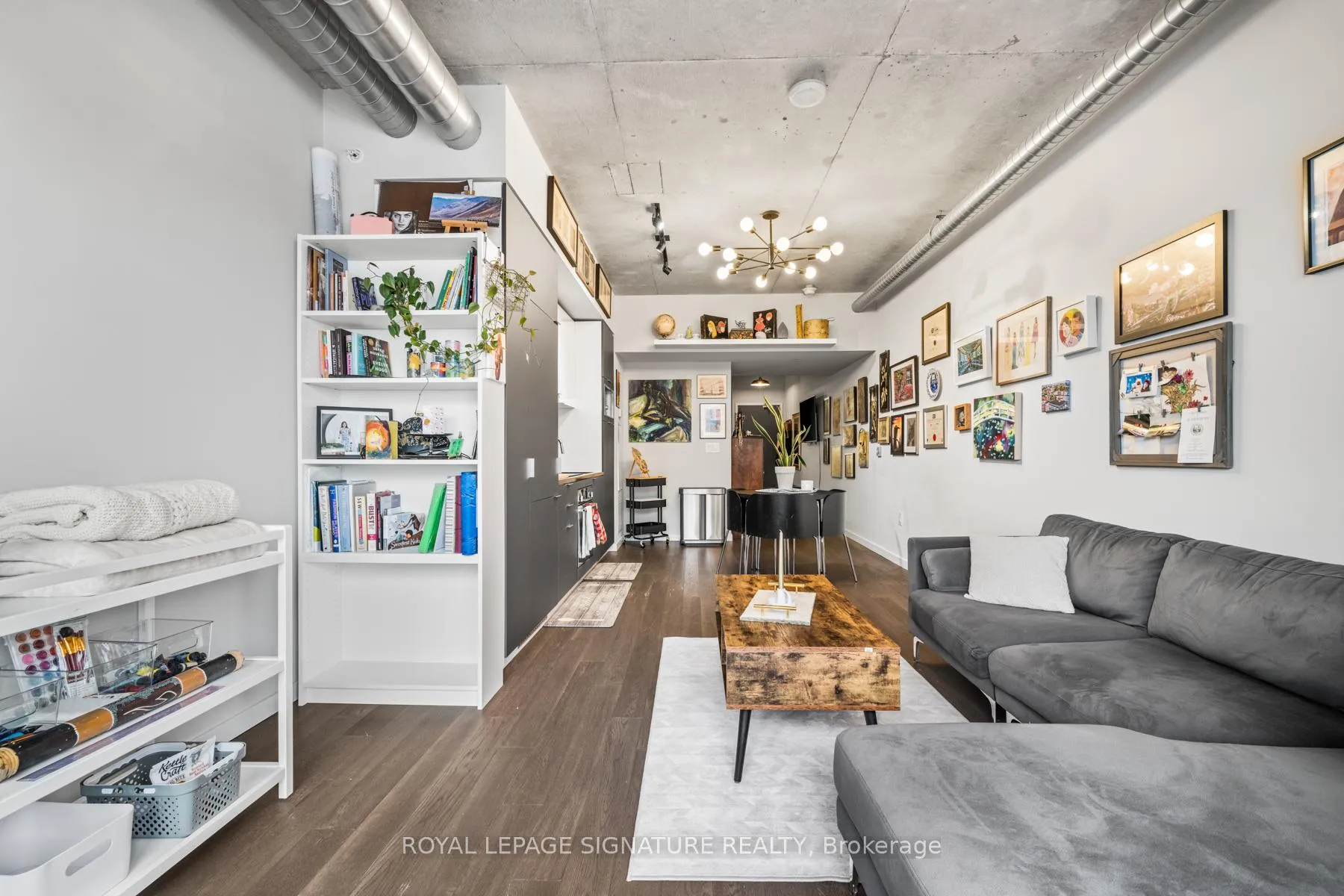 Photo 2 of Unit 802, 170 Bayview Avenue, Toronto, Moss Park — HOMEH
