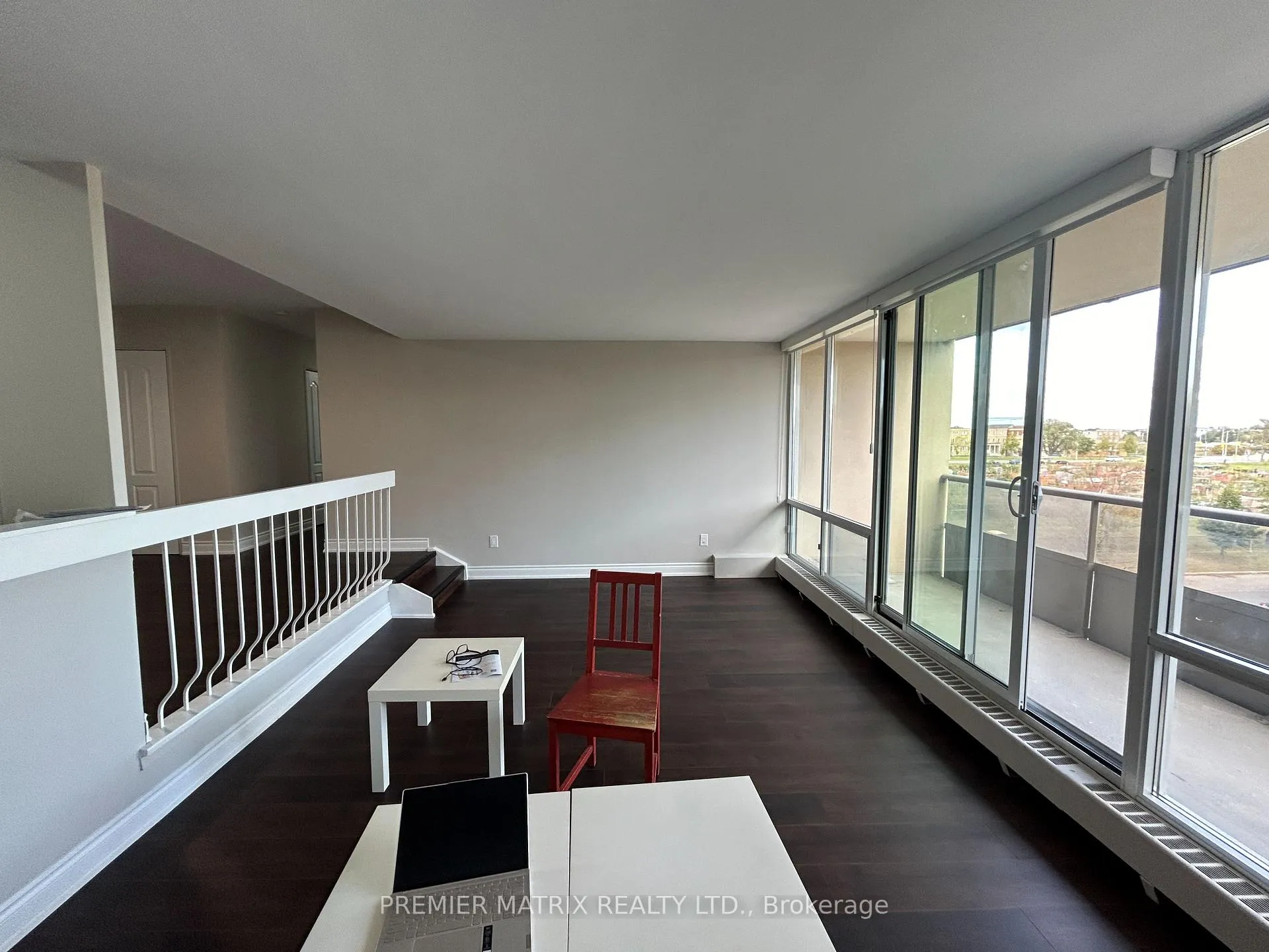 Photo 8 of Unit 404, 25 Four Winds Drive, North York, York University Heights — HOMEH