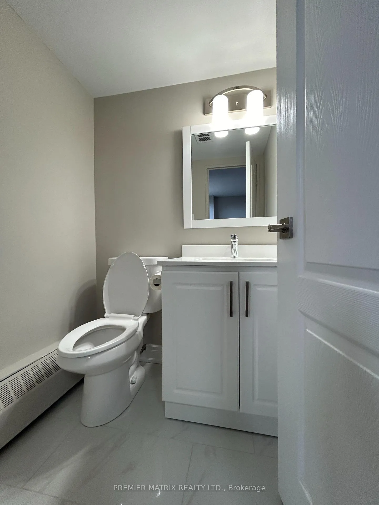 Photo 16 of Unit 404, 25 Four Winds Drive, North York, York University Heights — HOMEH