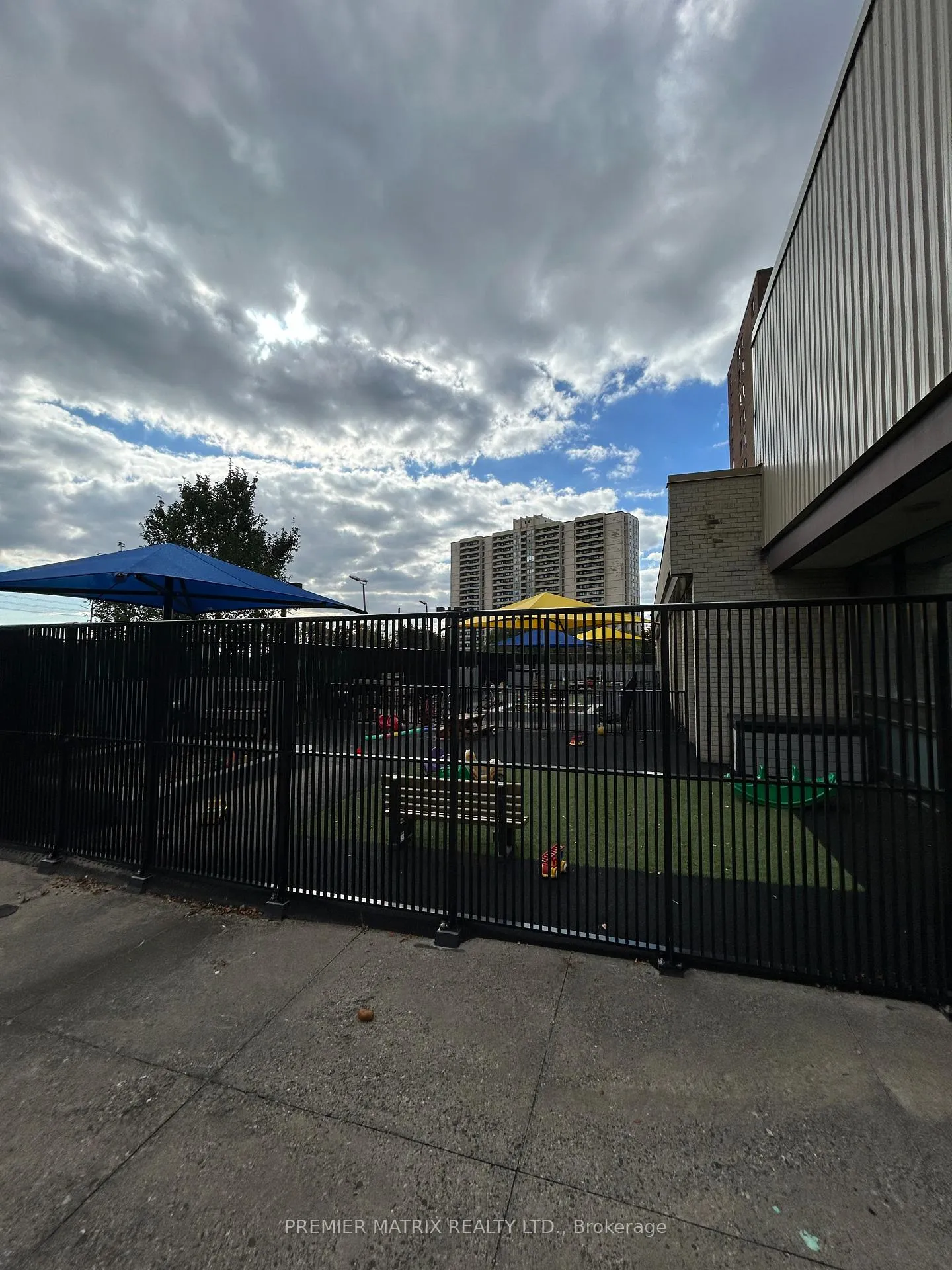 Photo 29 of Unit 404, 25 Four Winds Drive, North York, York University Heights — HOMEH