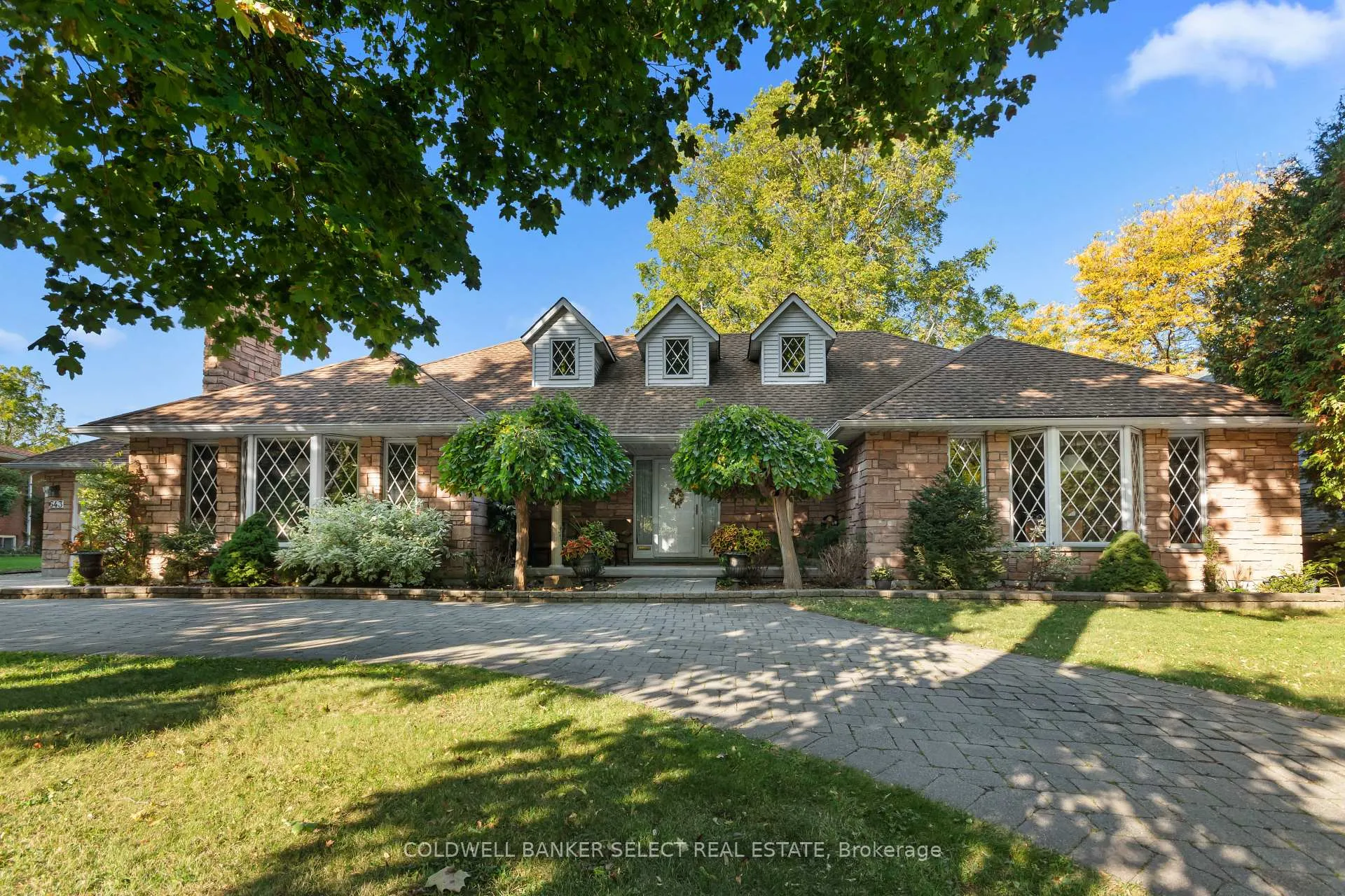 Photo 1 of 643 Hendry Lane, Hamilton, Ancaster — HOMEH