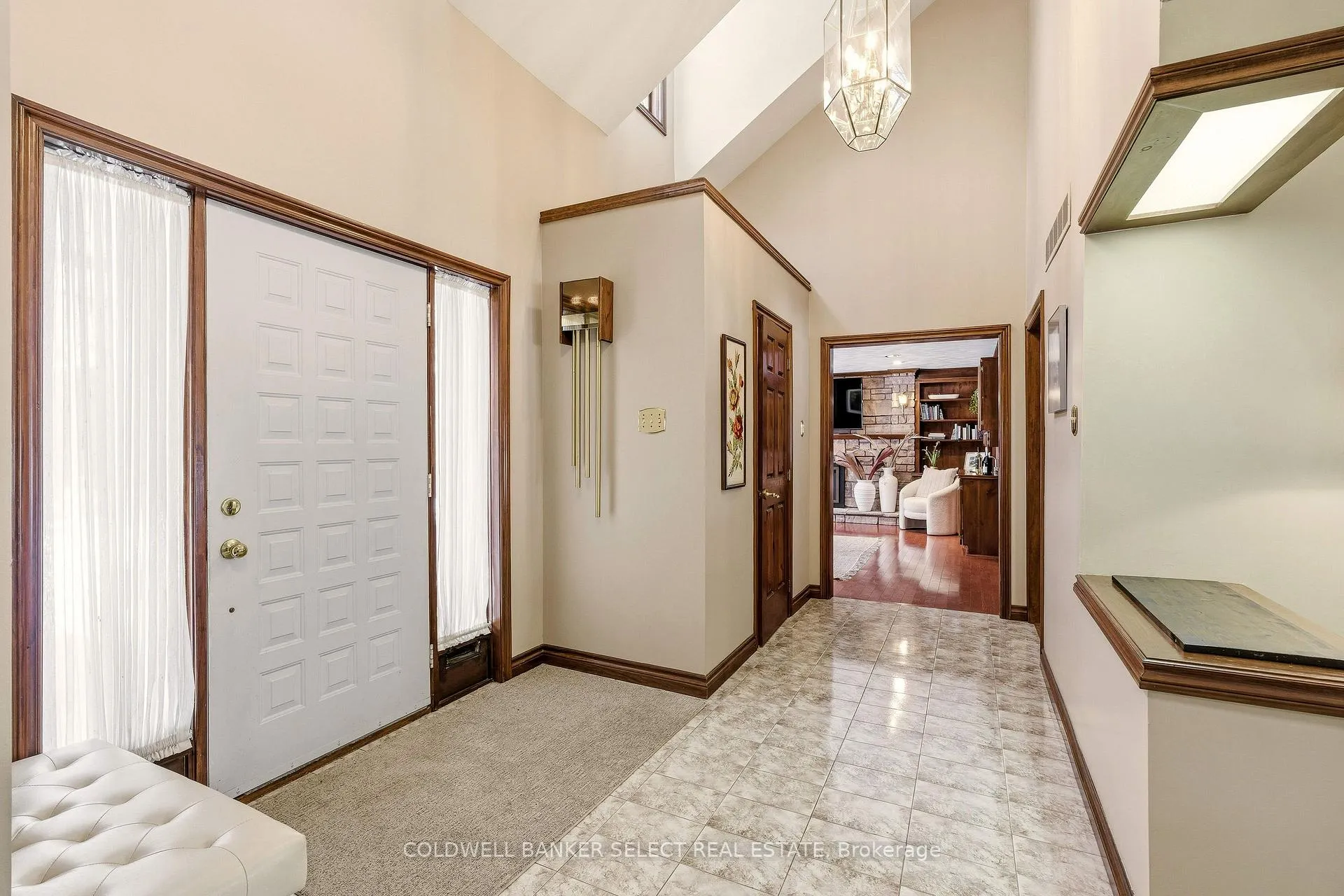 Photo 12 of 643 Hendry Lane, Hamilton, Ancaster — HOMEH