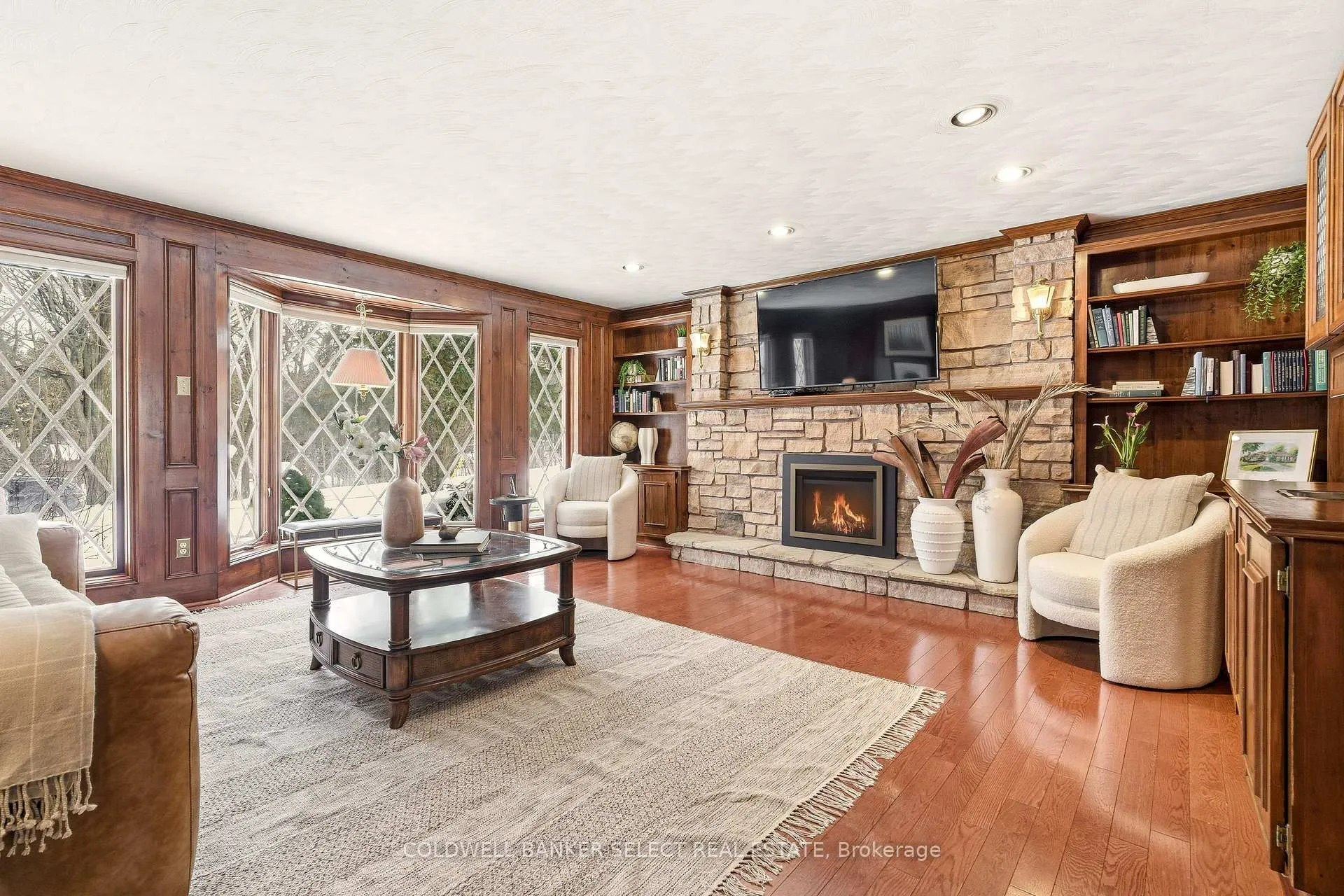 Photo 13 of 643 Hendry Lane, Hamilton, Ancaster — HOMEH