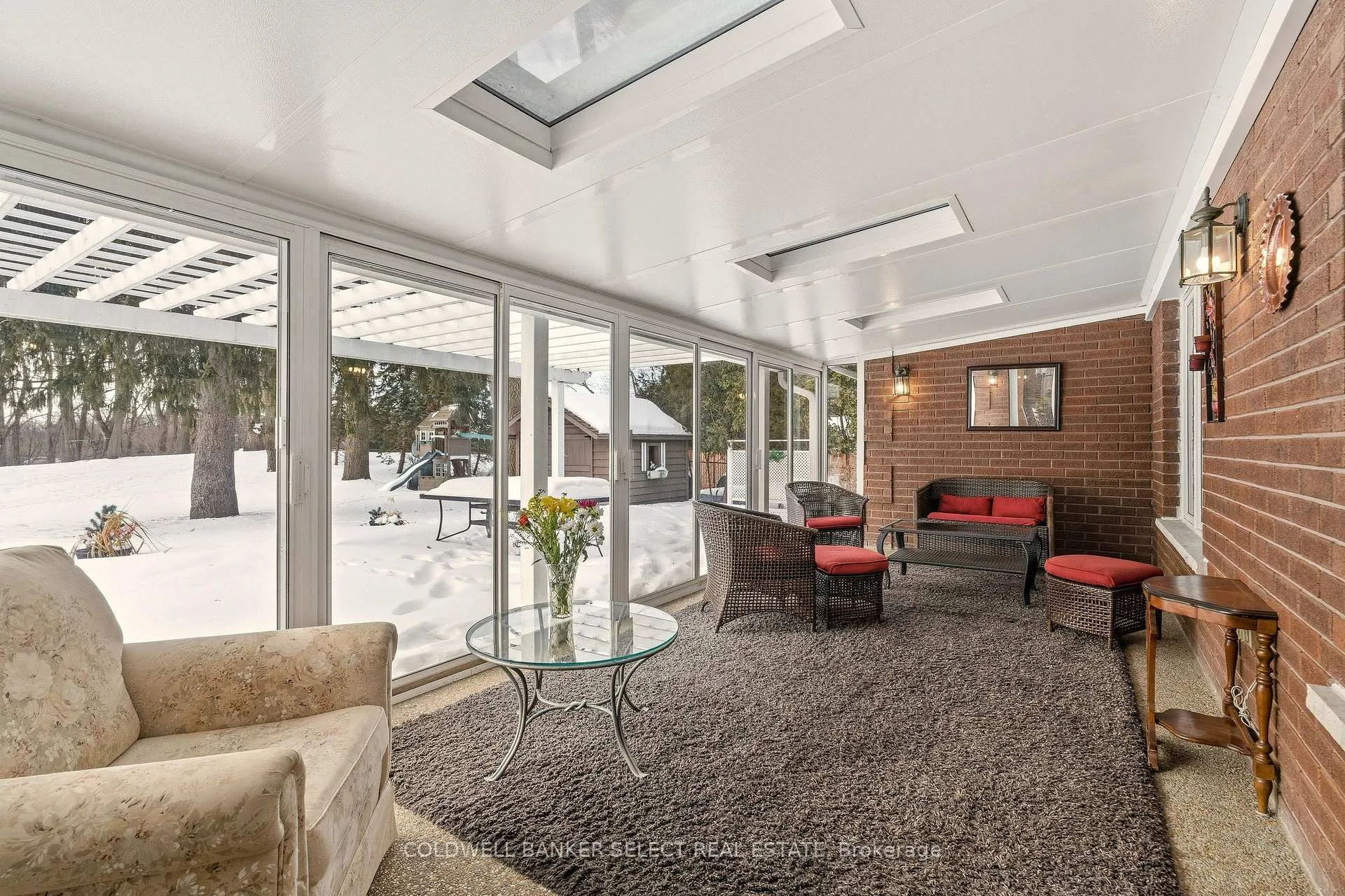 Photo 23 of 643 Hendry Lane, Hamilton, Ancaster — HOMEH