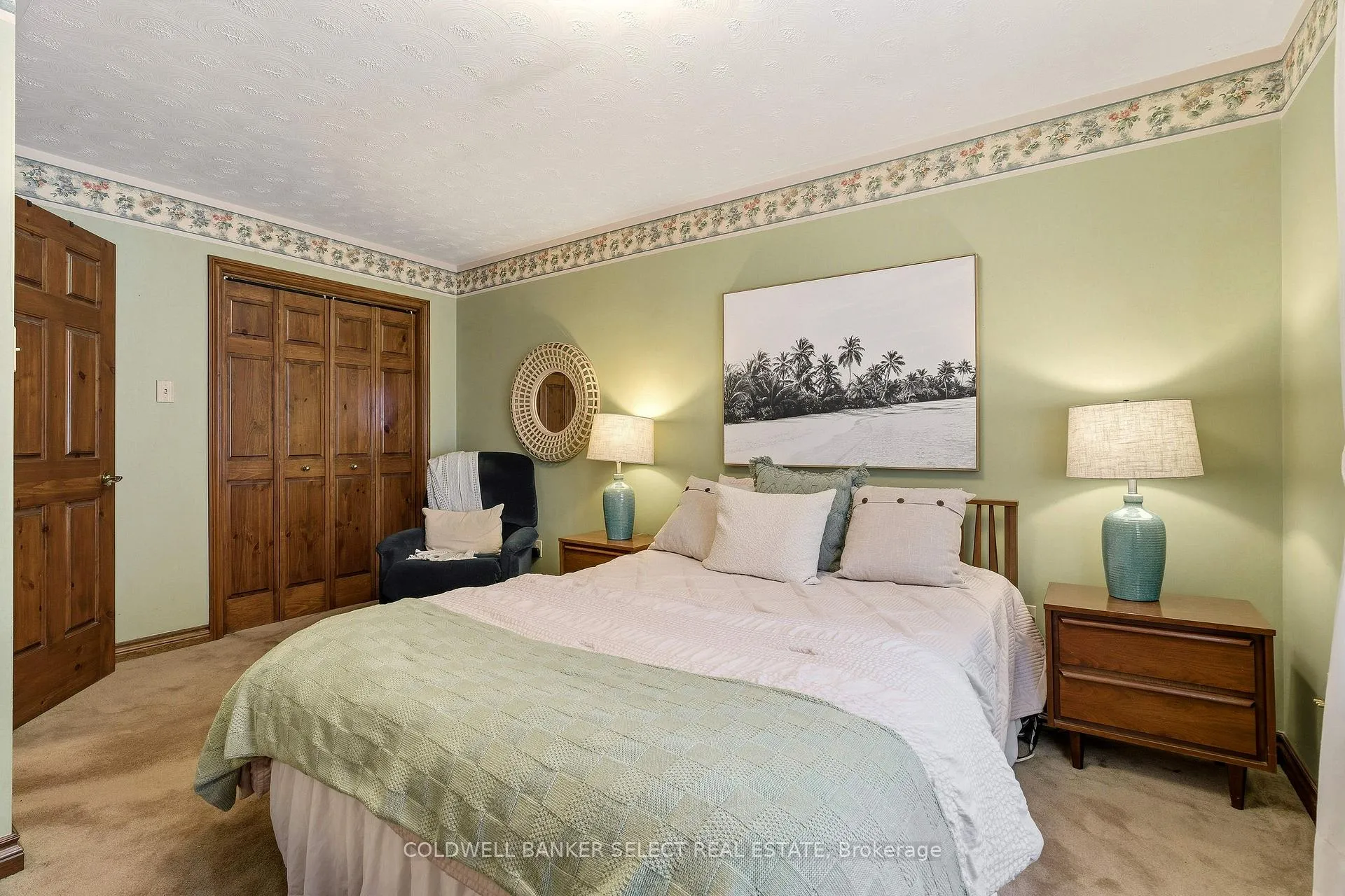 Photo 33 of 643 Hendry Lane, Hamilton, Ancaster — HOMEH