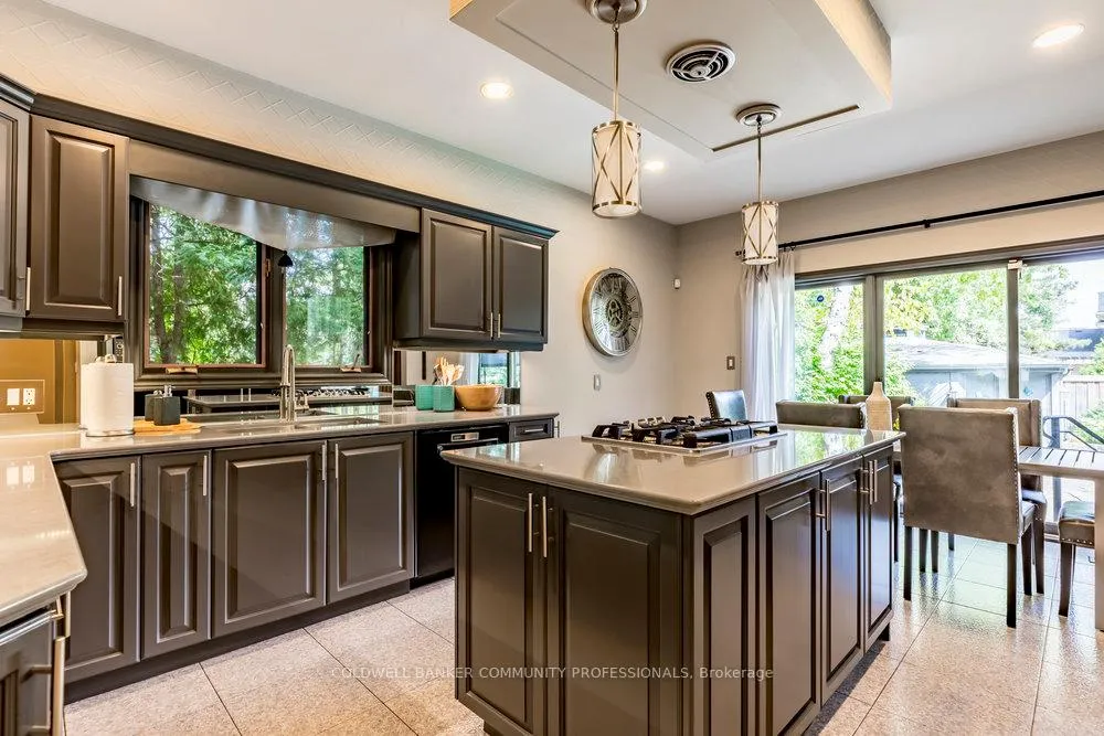 Photo 11 of 223 Briar Hill Crescent, Hamilton, Ancaster — HOMEH