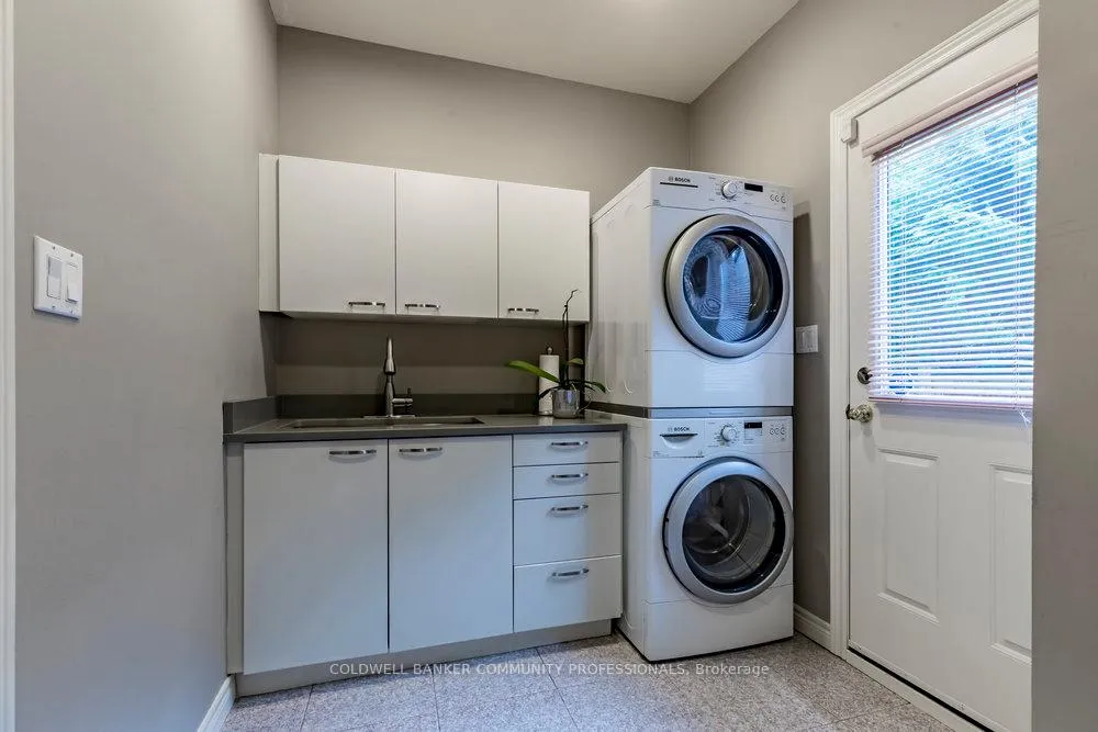 Photo 16 of 223 Briar Hill Crescent, Hamilton, Ancaster — HOMEH