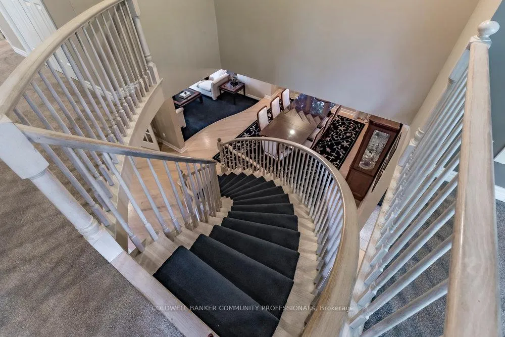Photo 17 of 223 Briar Hill Crescent, Hamilton, Ancaster — HOMEH