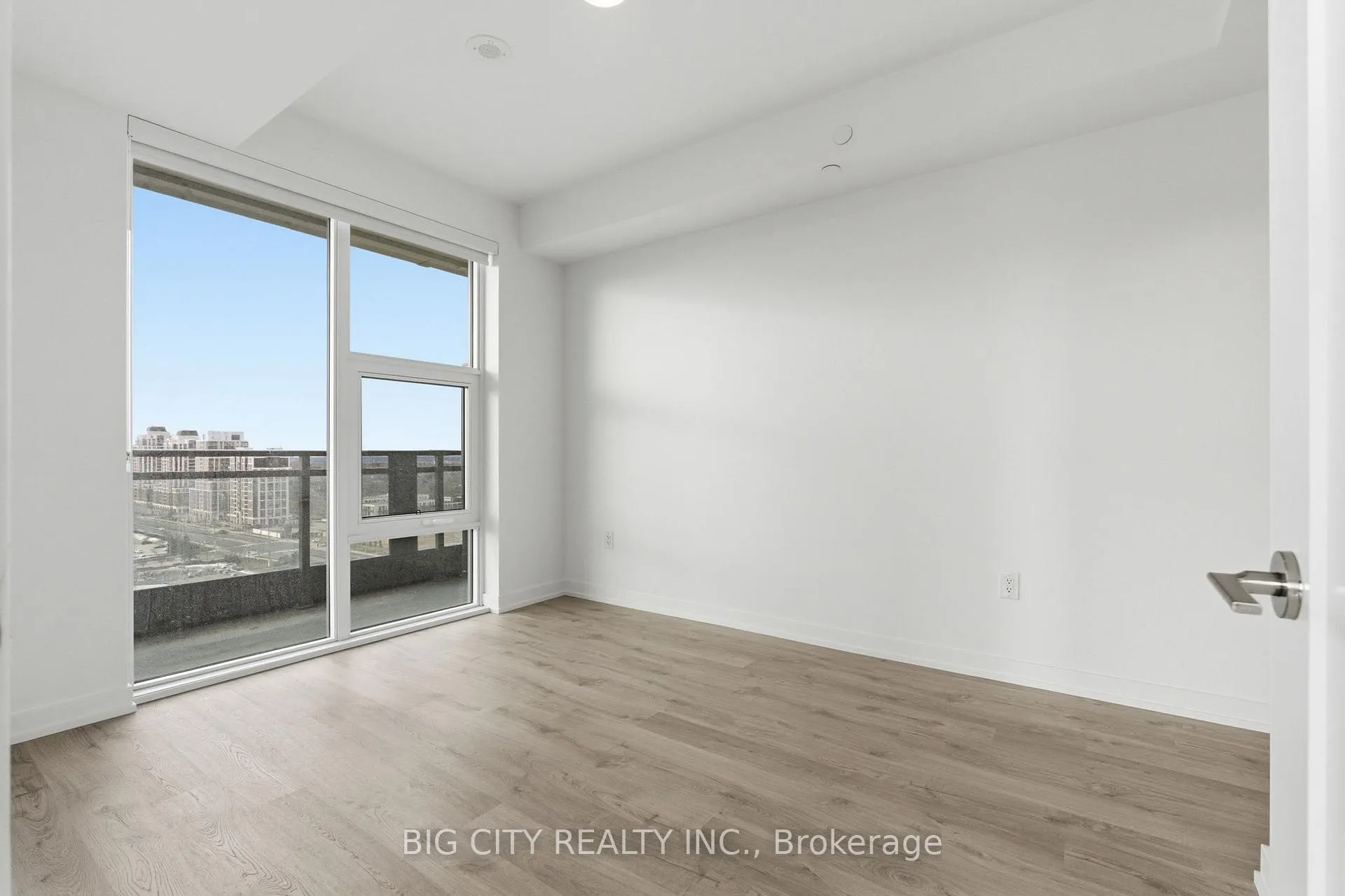 Photo 7 of Unit 1705B, 9751 Markham Road, Markham, Greensborough — HOMEH
