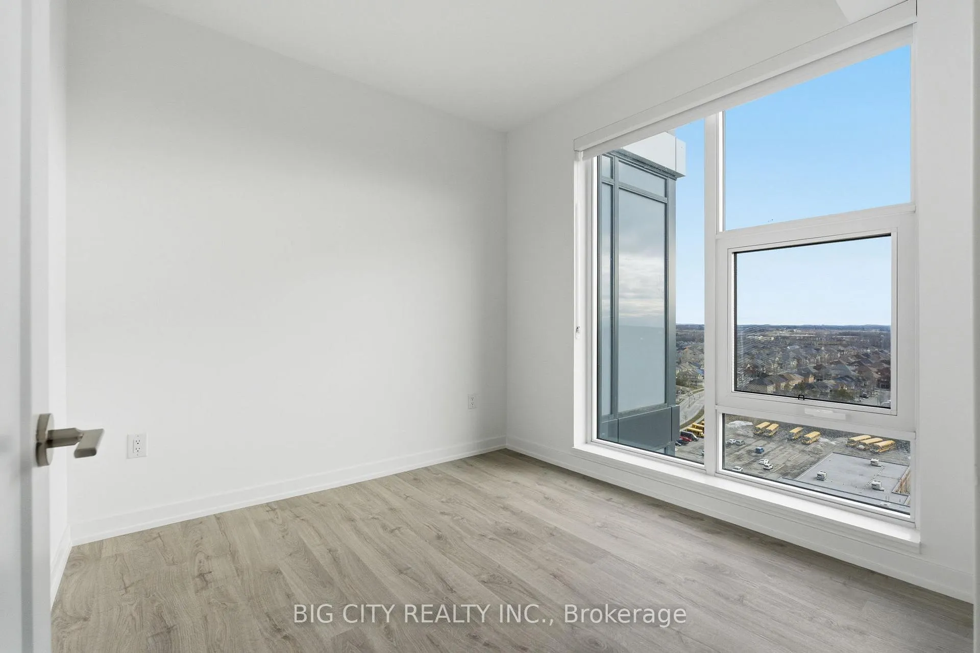 Photo 10 of Unit 1705B, 9751 Markham Road, Markham, Greensborough — HOMEH