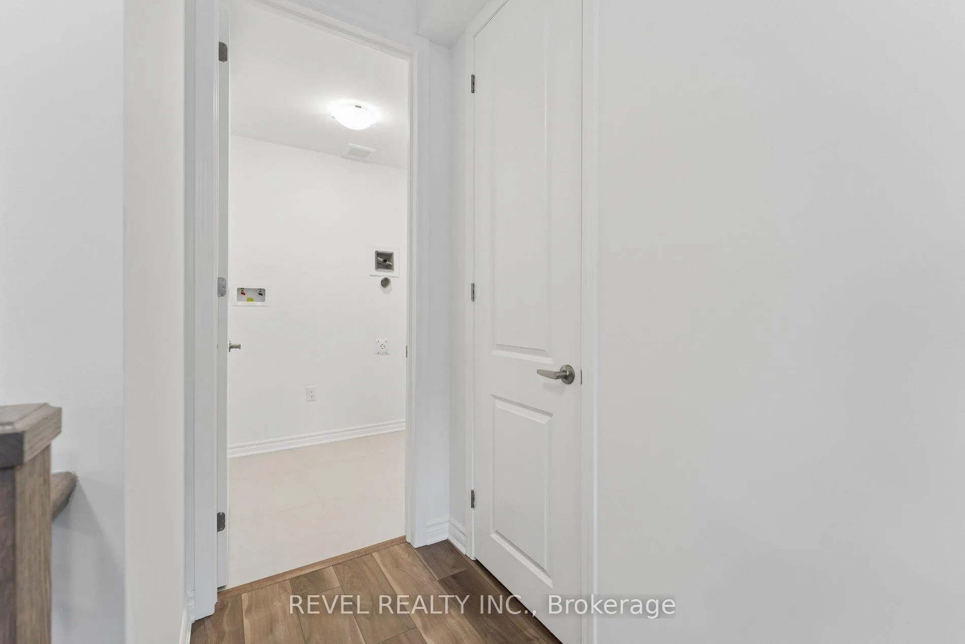 Photo 7 of 41 Vimy Ridge Road, Brampton, Northwest Brampton — HOMEH