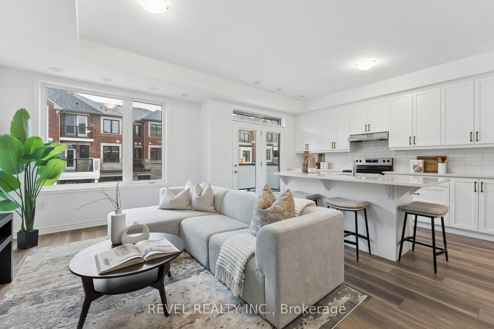Photo 8 of 41 Vimy Ridge Road, Brampton, Northwest Brampton — HOMEH