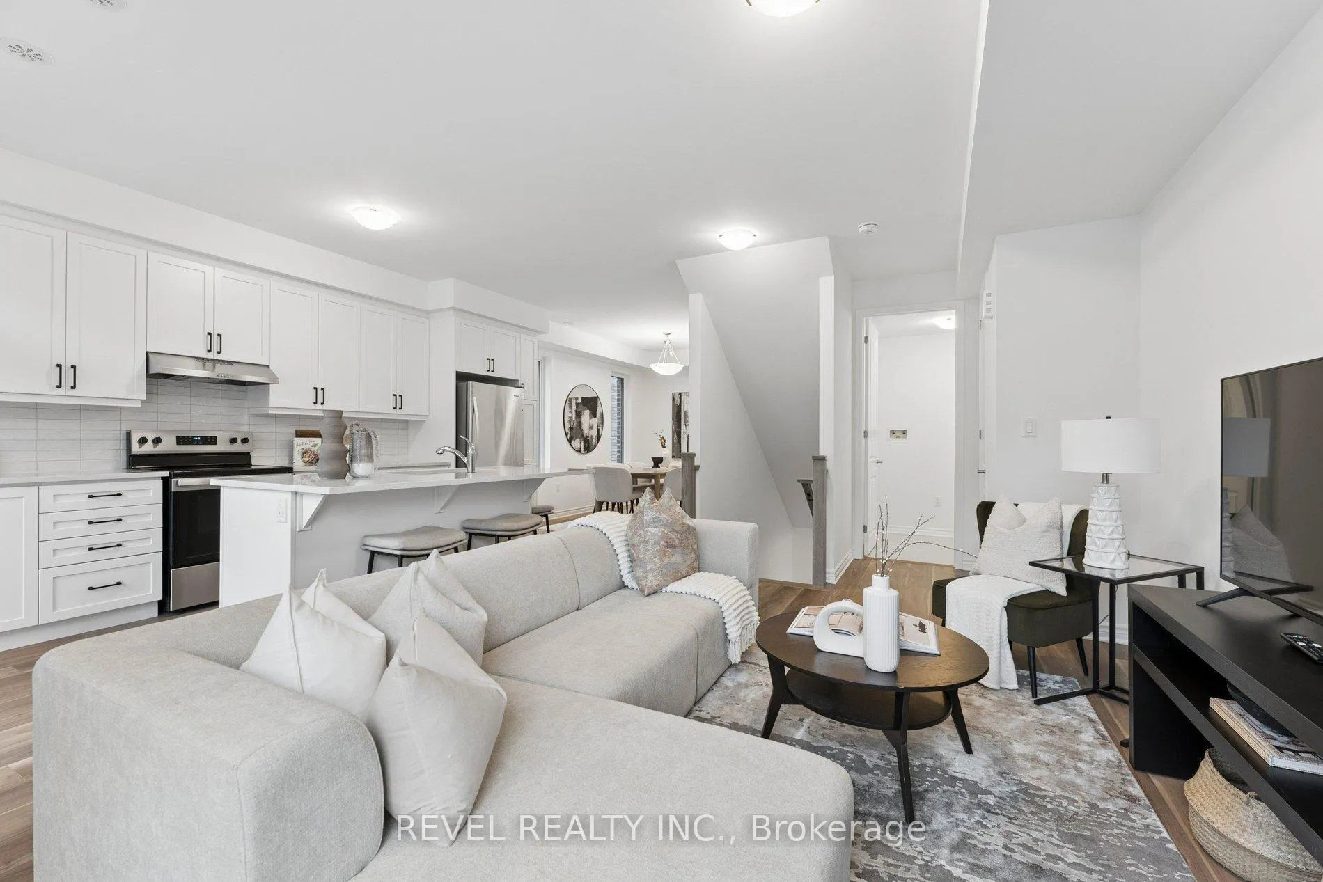 Photo 11 of 41 Vimy Ridge Road, Brampton, Northwest Brampton — HOMEH