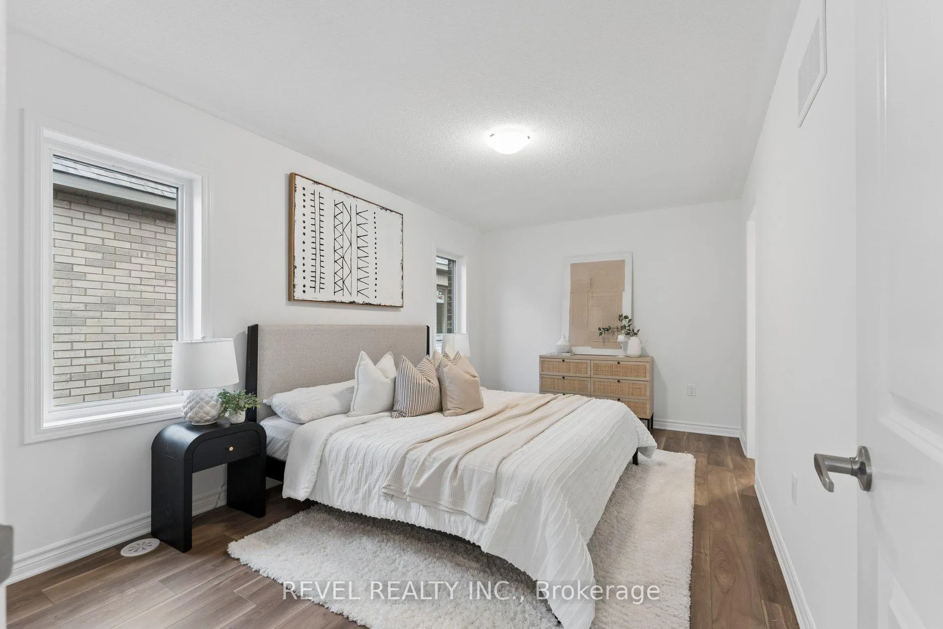 Photo 23 of 41 Vimy Ridge Road, Brampton, Northwest Brampton — HOMEH