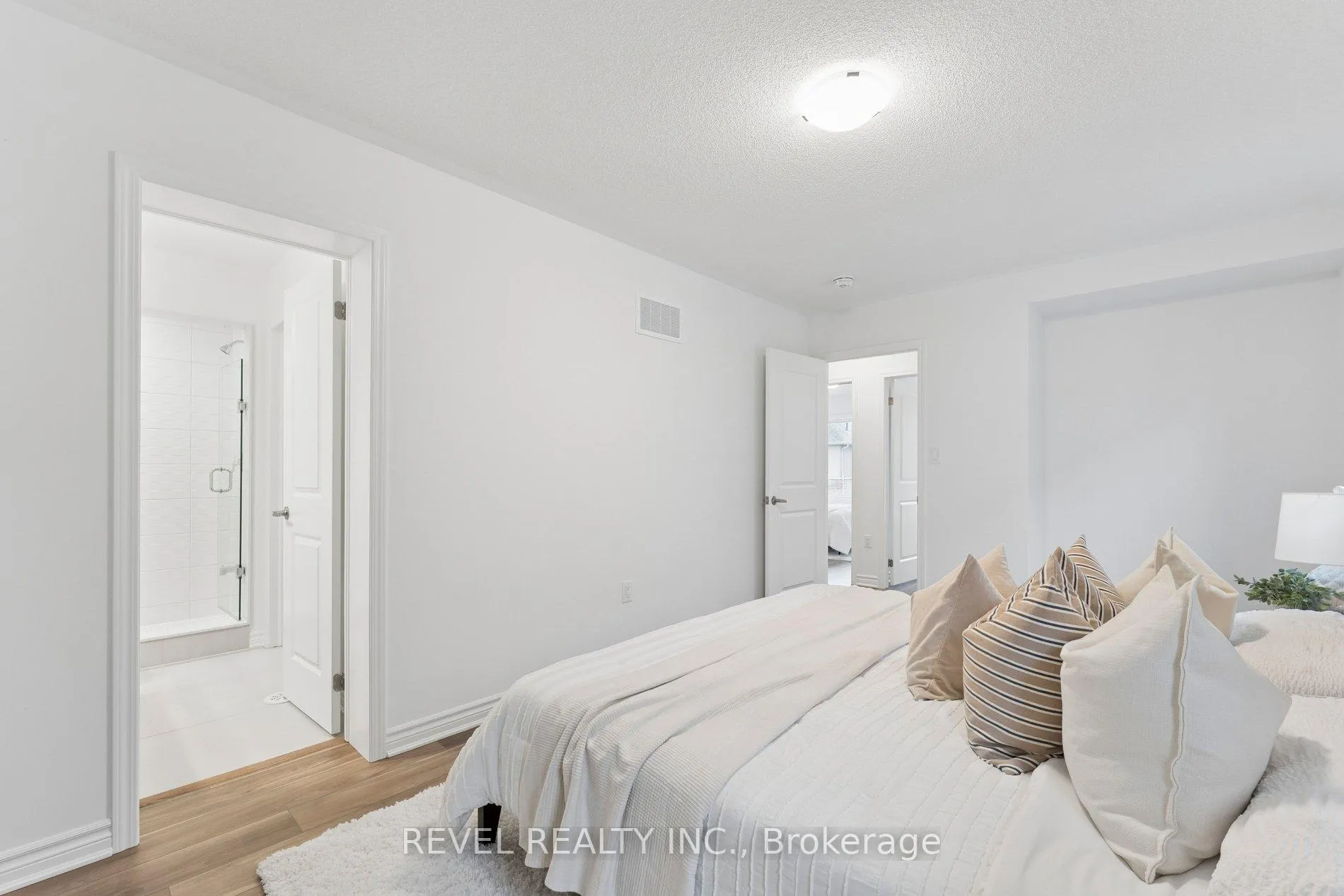 Photo 25 of 41 Vimy Ridge Road, Brampton, Northwest Brampton — HOMEH