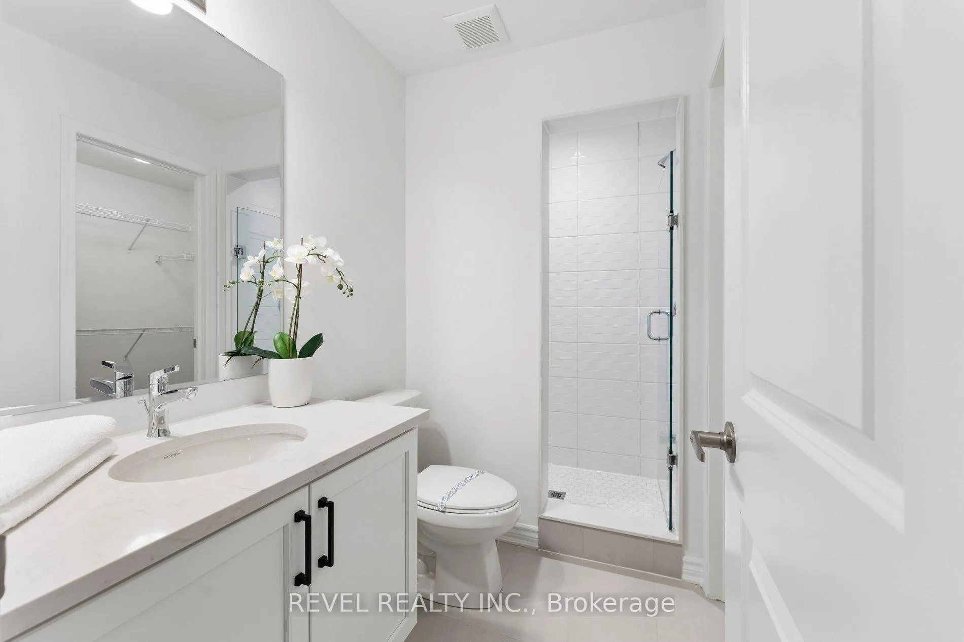 Photo 26 of 41 Vimy Ridge Road, Brampton, Northwest Brampton — HOMEH