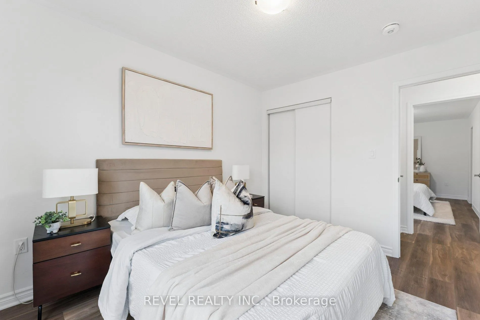 Photo 31 of 41 Vimy Ridge Road, Brampton, Northwest Brampton — HOMEH