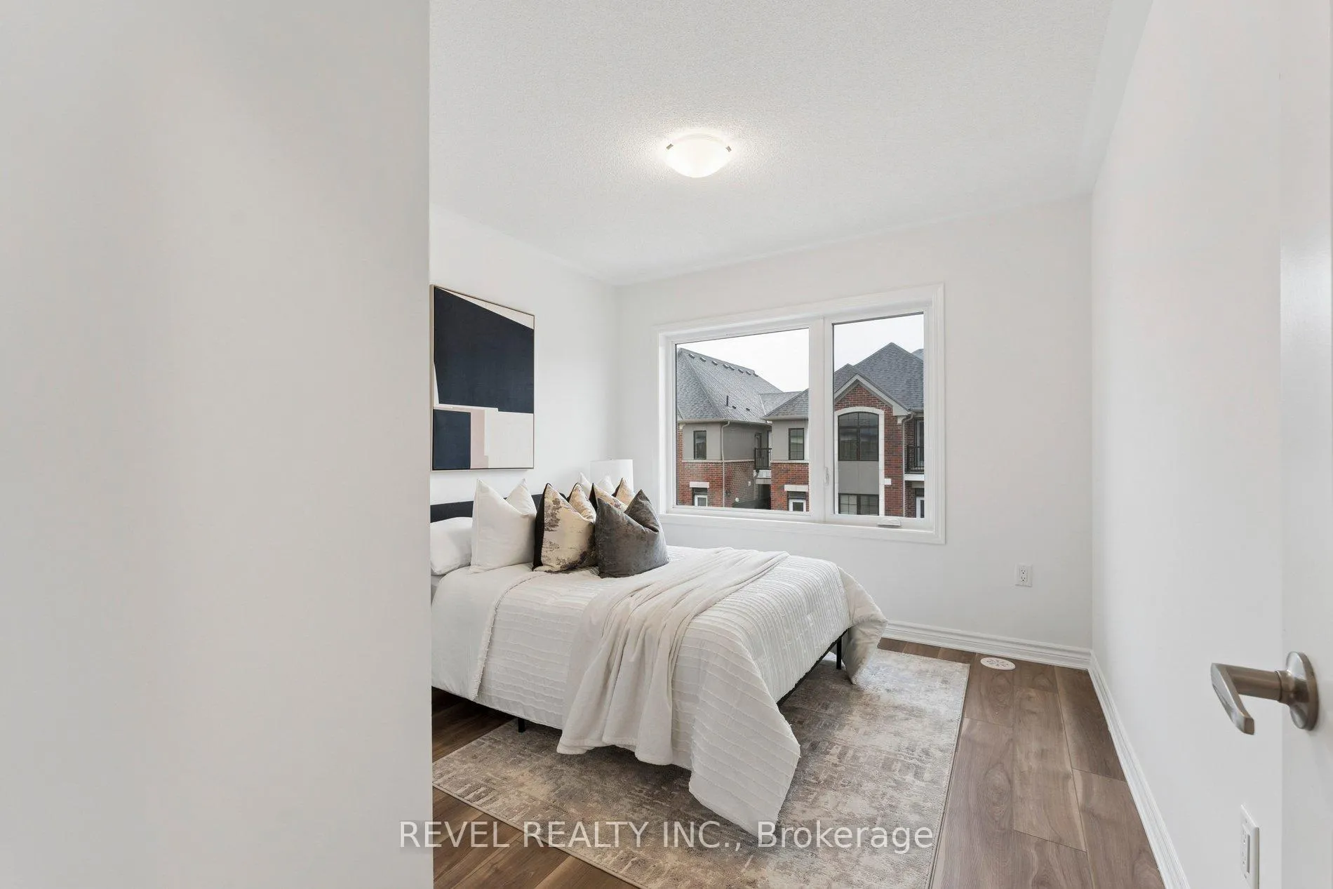 Photo 33 of 41 Vimy Ridge Road, Brampton, Northwest Brampton — HOMEH