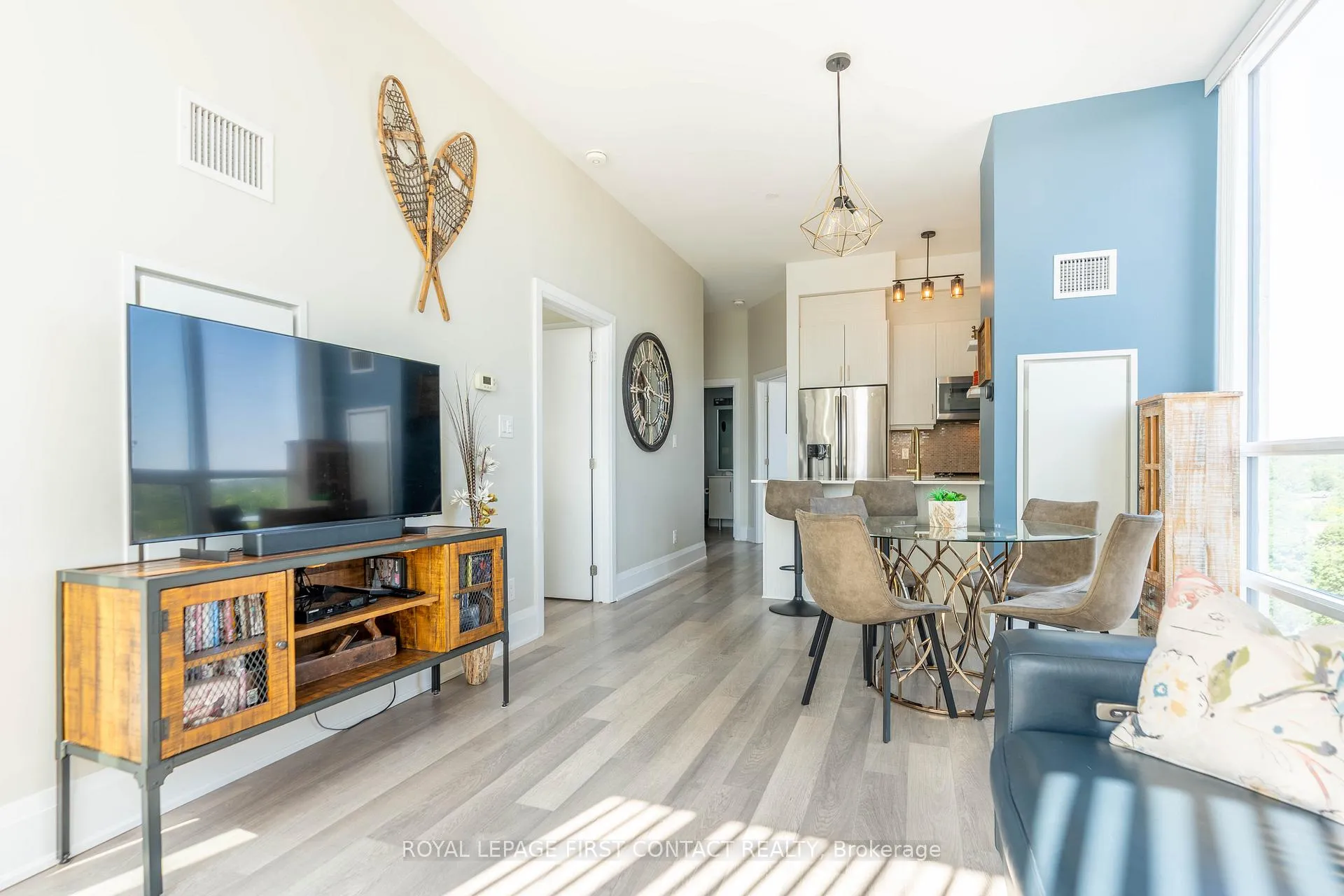 Photo 7 of Unit PH5, 111 Worsley Street, Barrie, City Centre — HOMEH