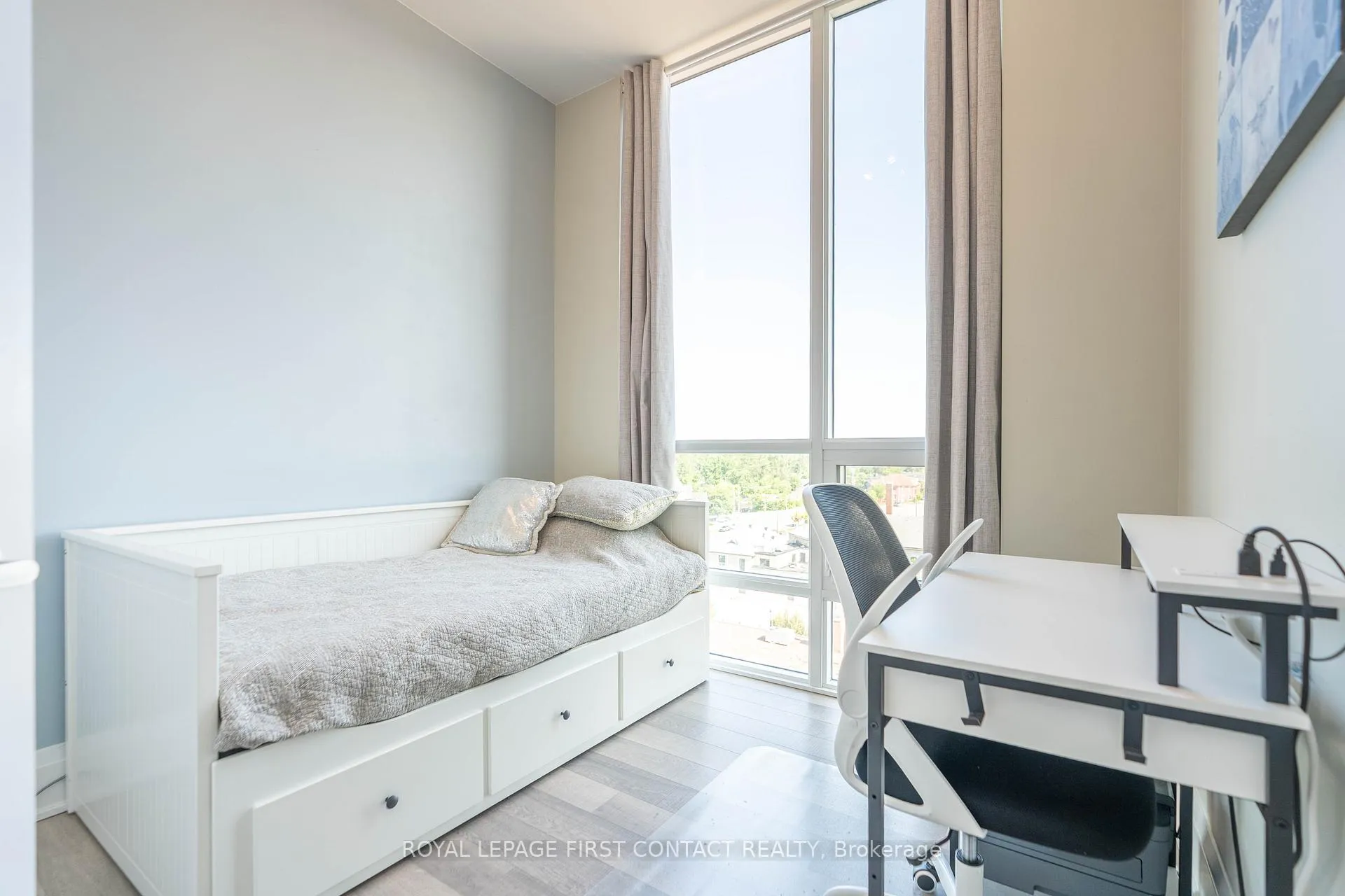Photo 10 of Unit PH5, 111 Worsley Street, Barrie, City Centre — HOMEH