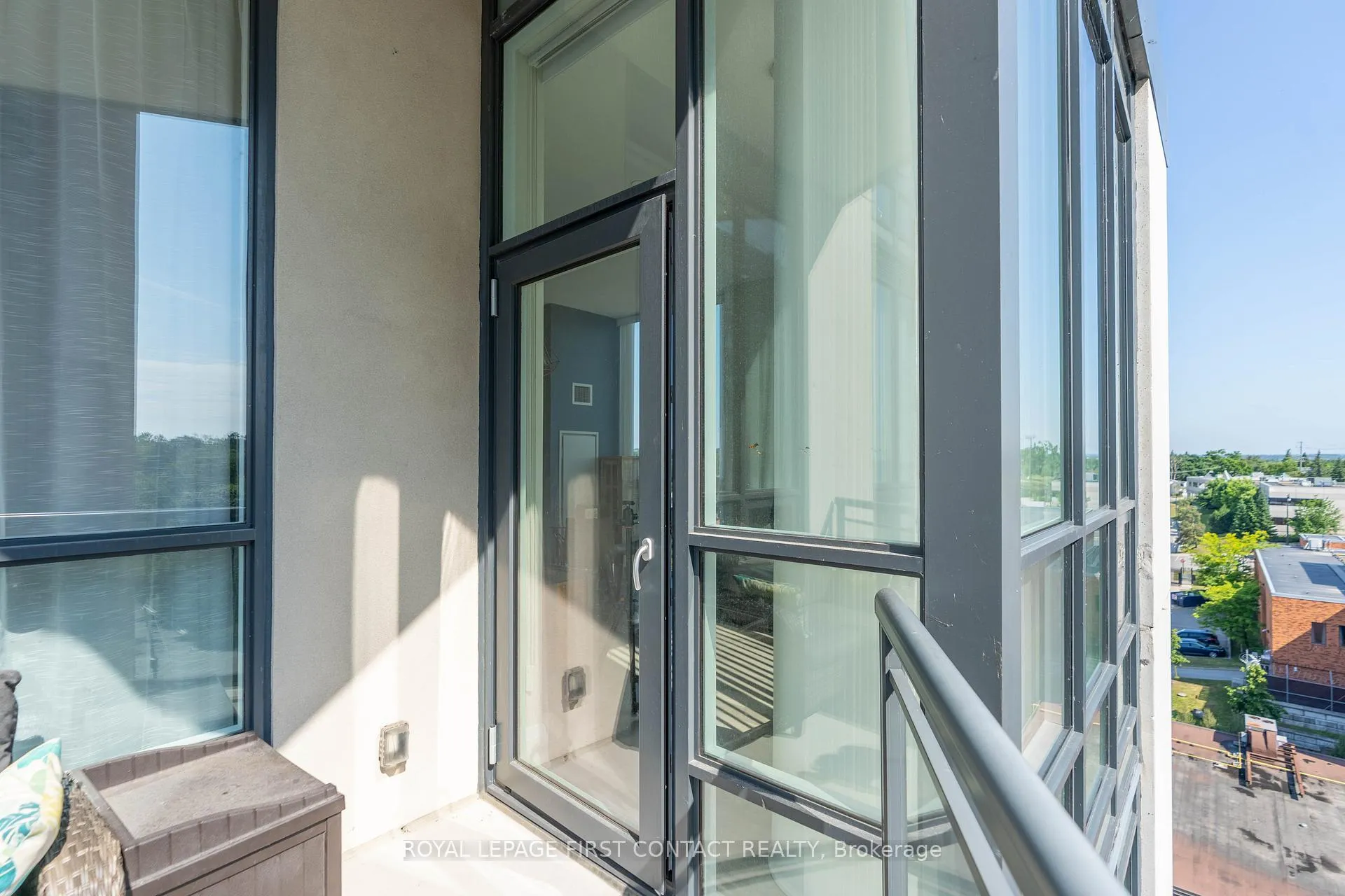 Photo 13 of Unit PH5, 111 Worsley Street, Barrie, City Centre — HOMEH