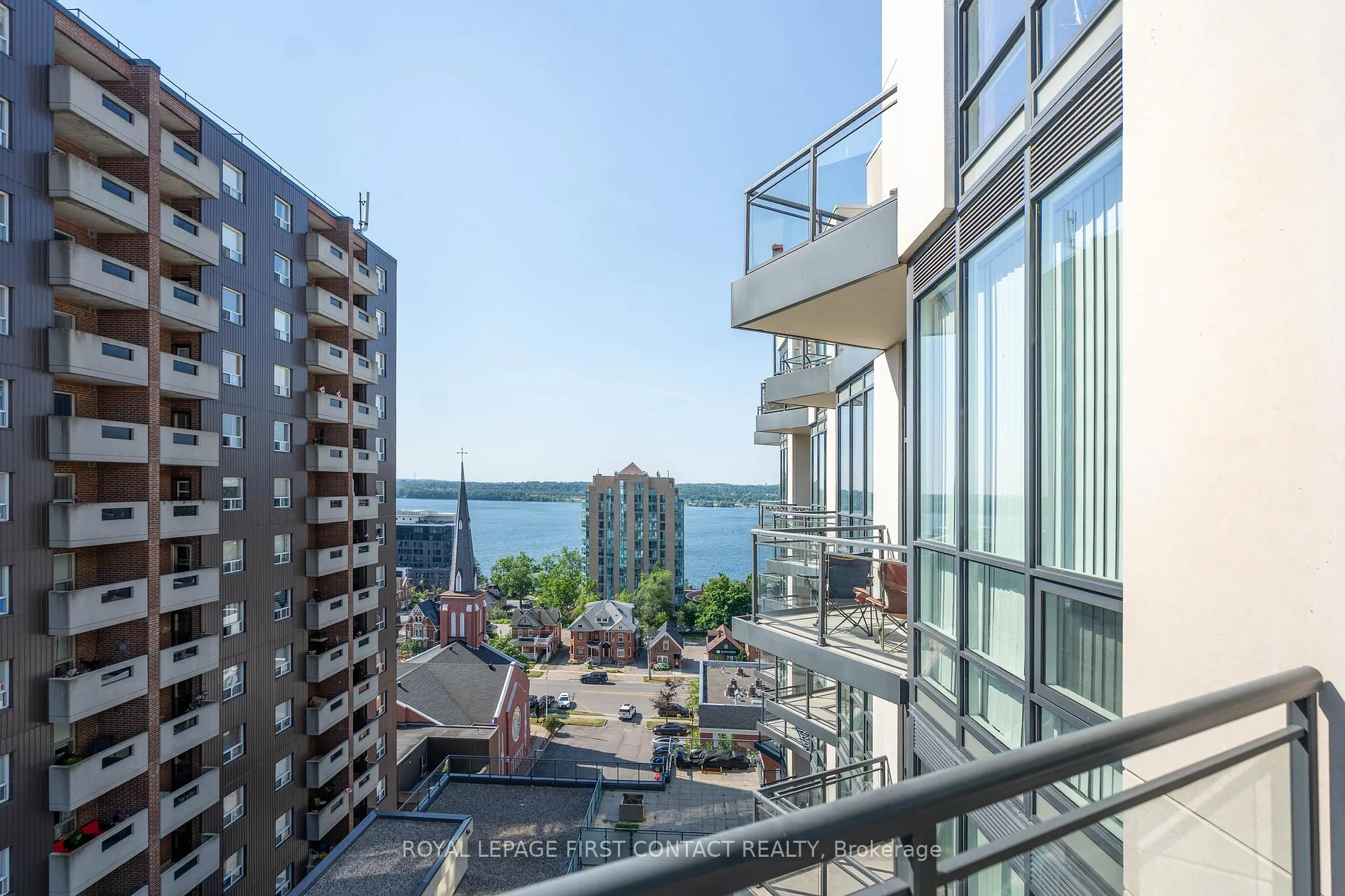 Photo 14 of Unit PH5, 111 Worsley Street, Barrie, City Centre — HOMEH