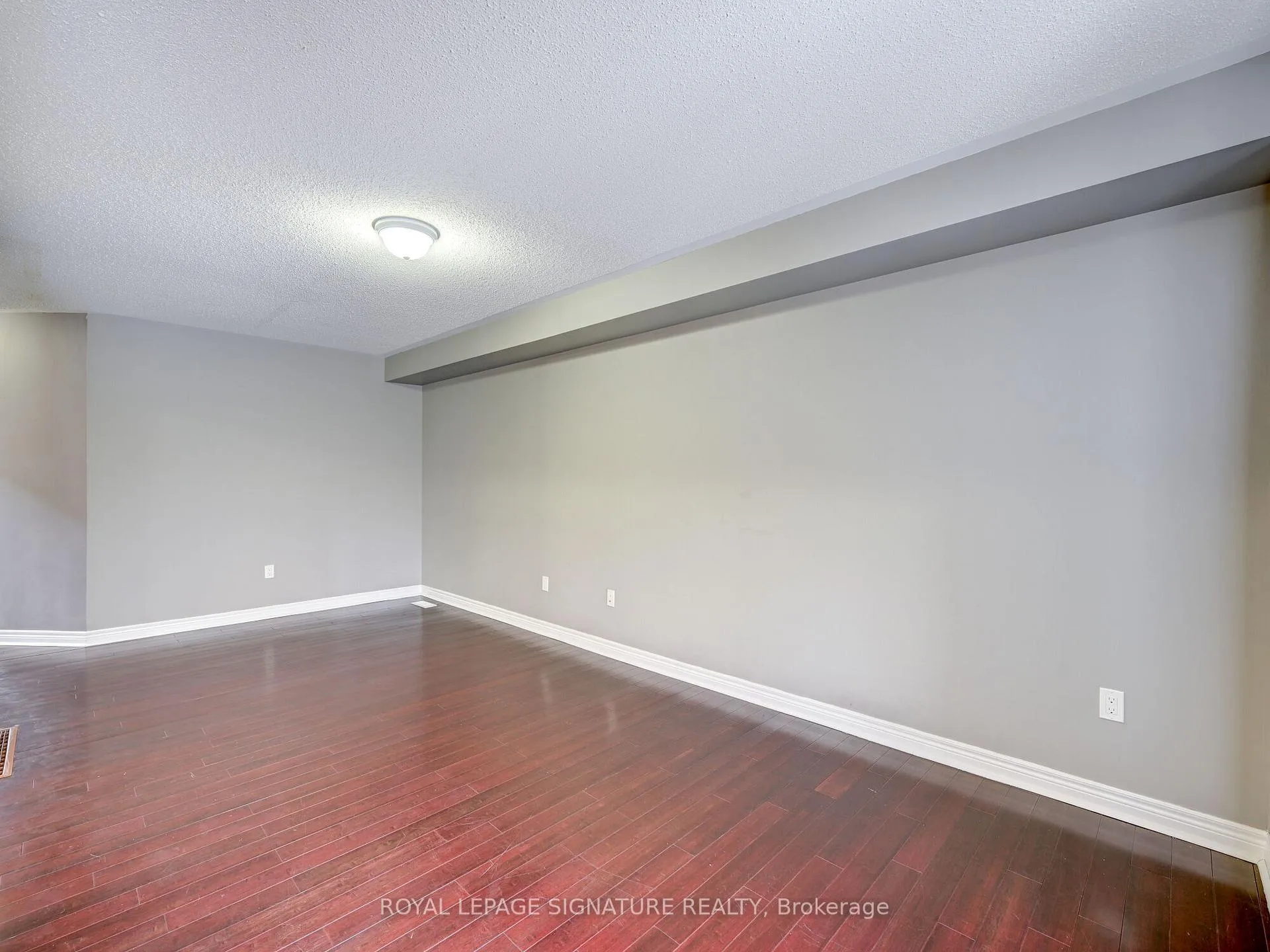 Photo 12 of 758 Cook Crescent, Shelburne — HOMEH
