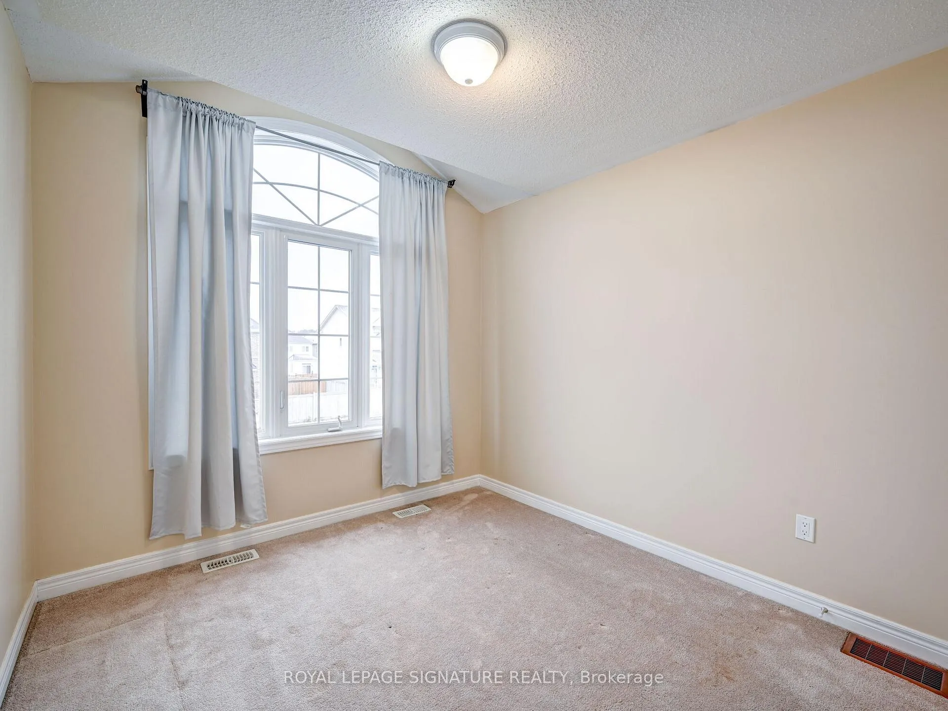 Photo 40 of 758 Cook Crescent, Shelburne — HOMEH