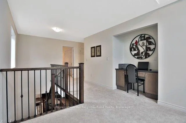 Photo 11 of 173 Stillwater Crescent, Hamilton, Waterdown — HOMEH