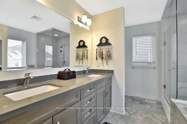 Photo 13 of 173 Stillwater Crescent, Hamilton, Waterdown — HOMEH