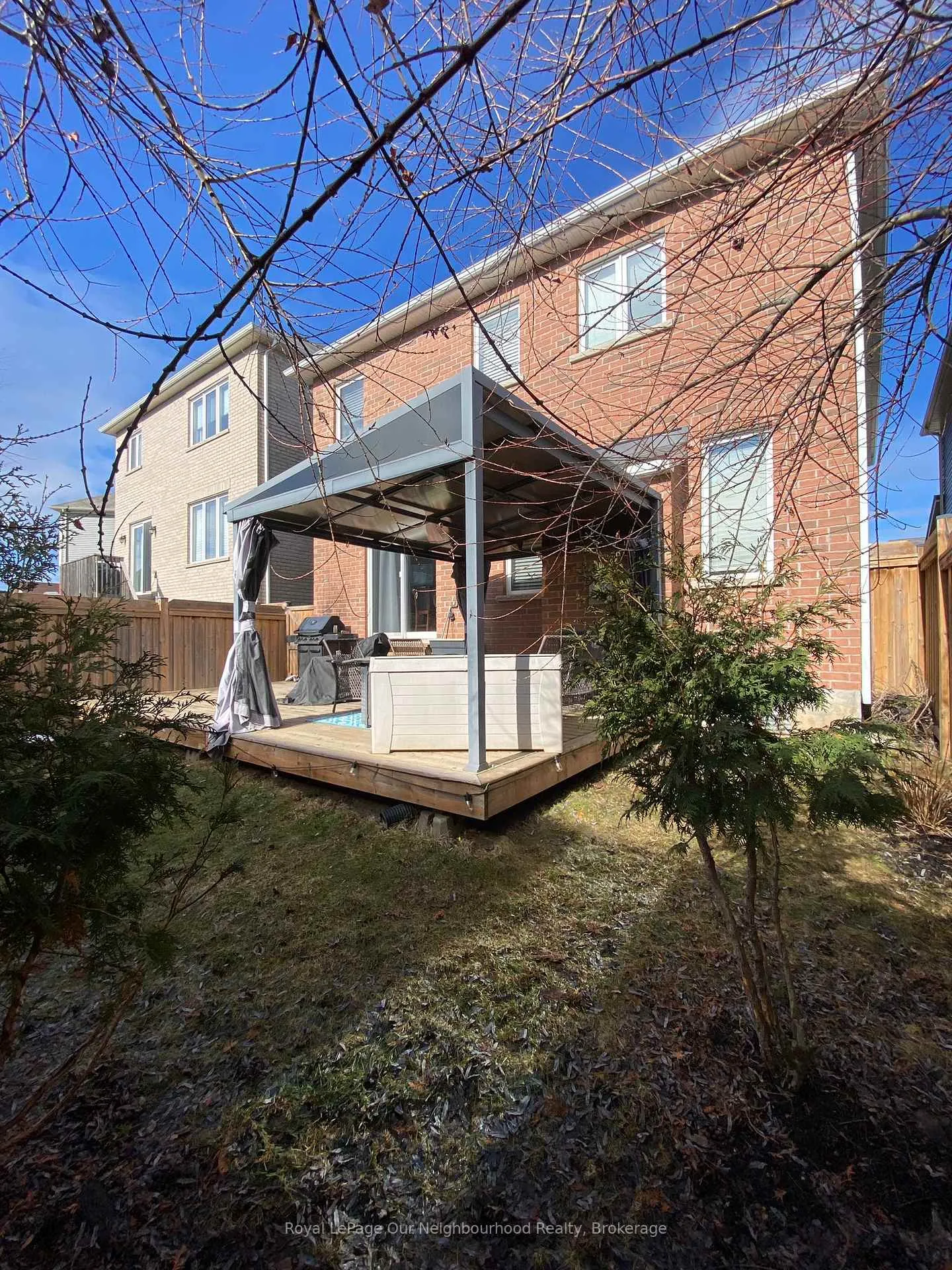 Photo 18 of 173 Stillwater Crescent, Hamilton, Waterdown — HOMEH