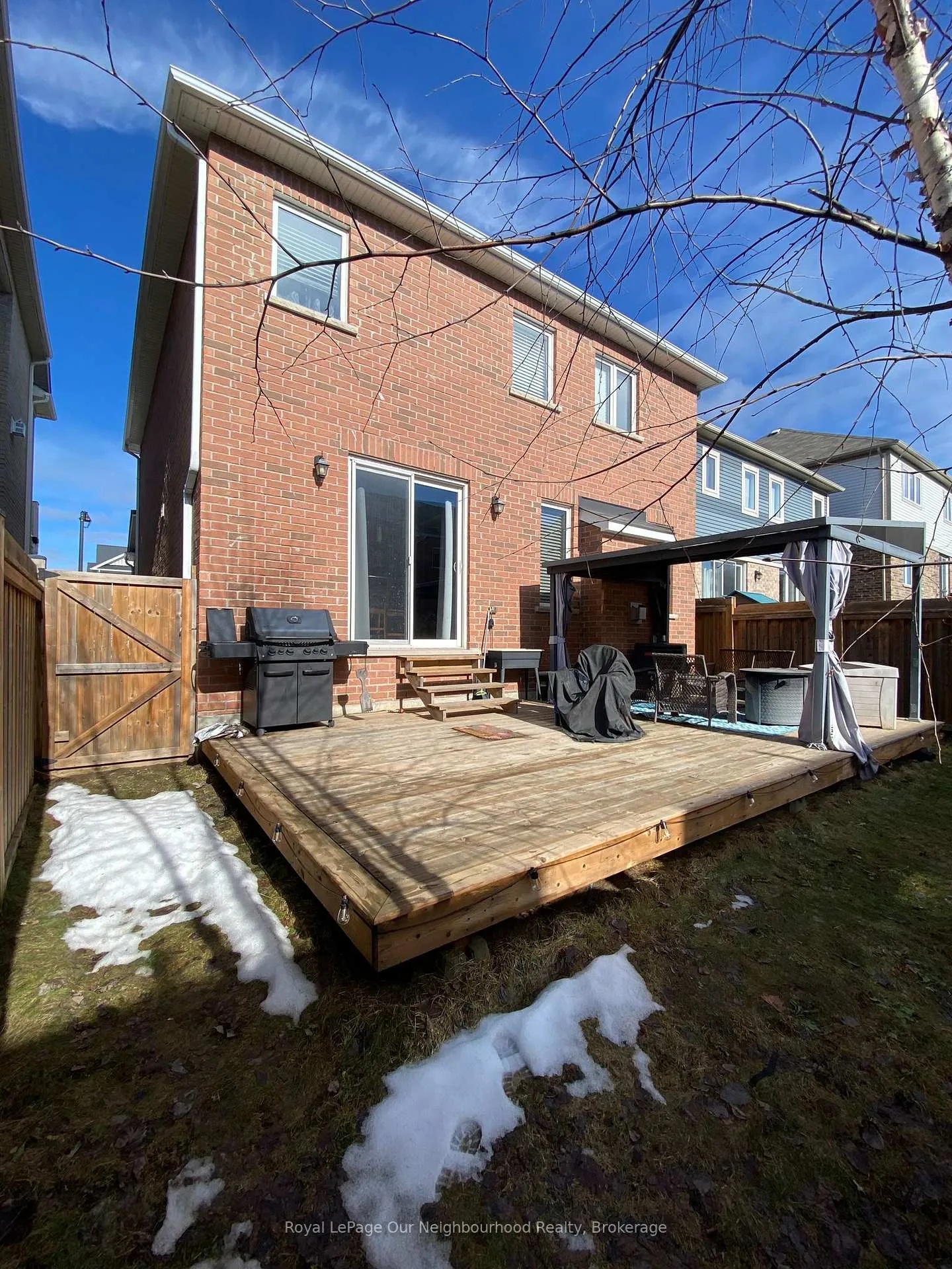 Photo 19 of 173 Stillwater Crescent, Hamilton, Waterdown — HOMEH