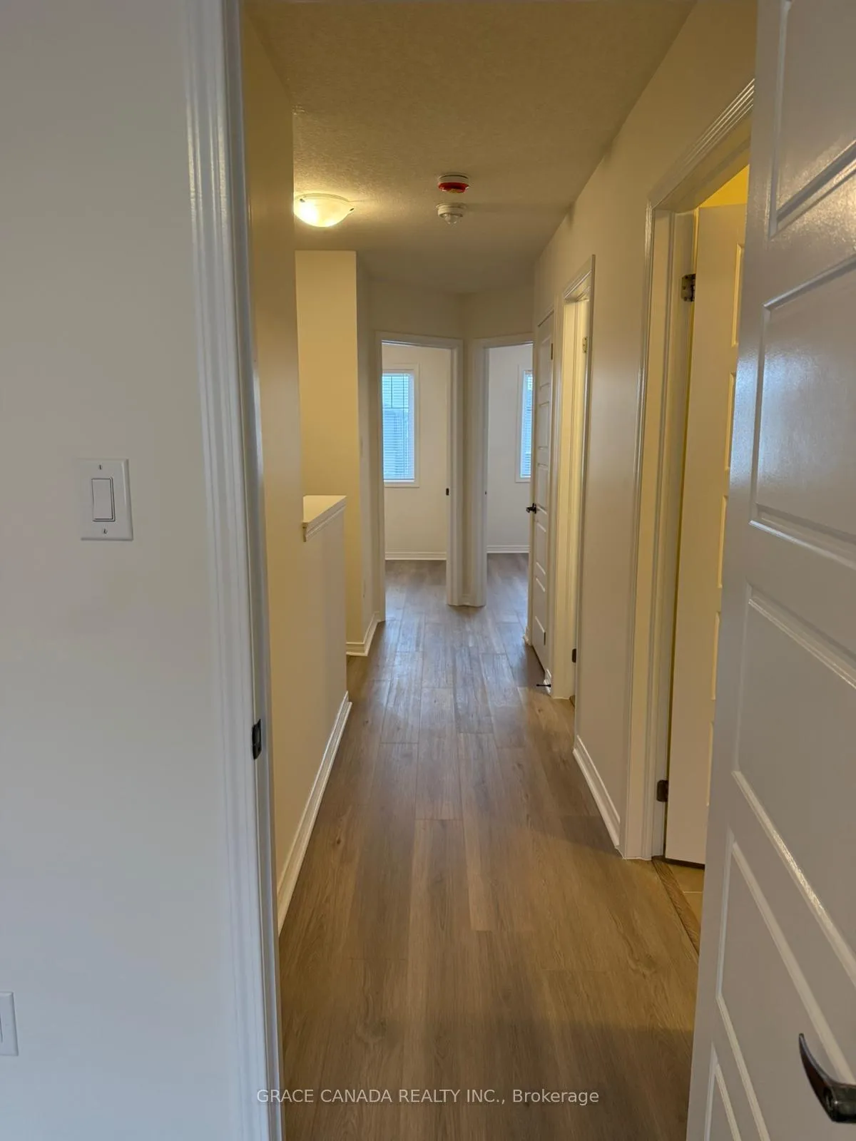 Photo 10 of 71 Bedrock Drive, Hamilton, Stoney Creek — HOMEH