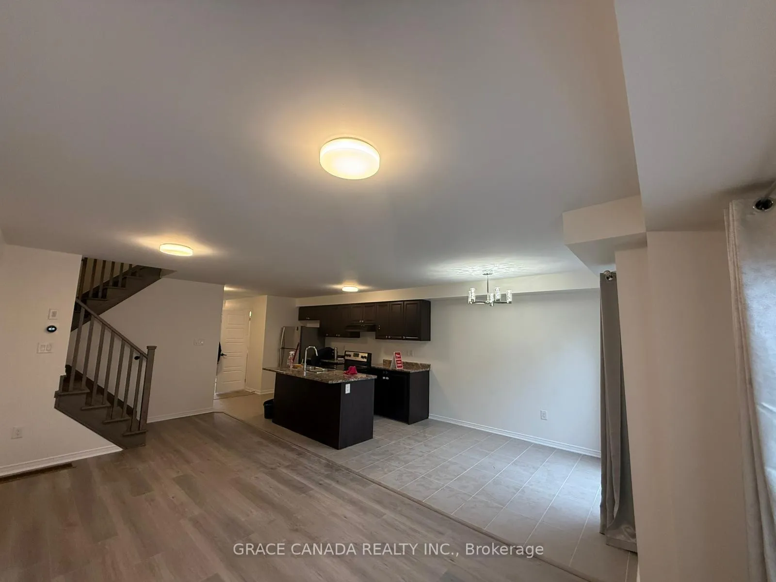 Photo 13 of 71 Bedrock Drive, Hamilton, Stoney Creek — HOMEH
