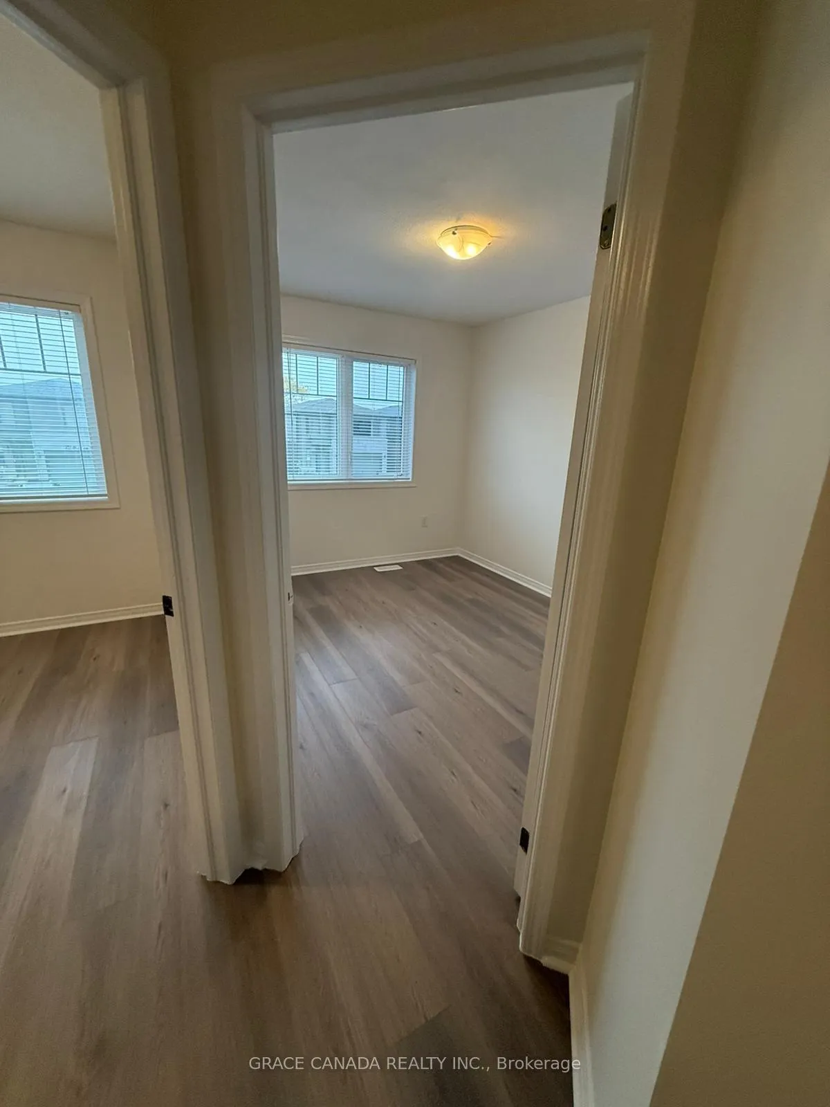 Photo 15 of 71 Bedrock Drive, Hamilton, Stoney Creek — HOMEH