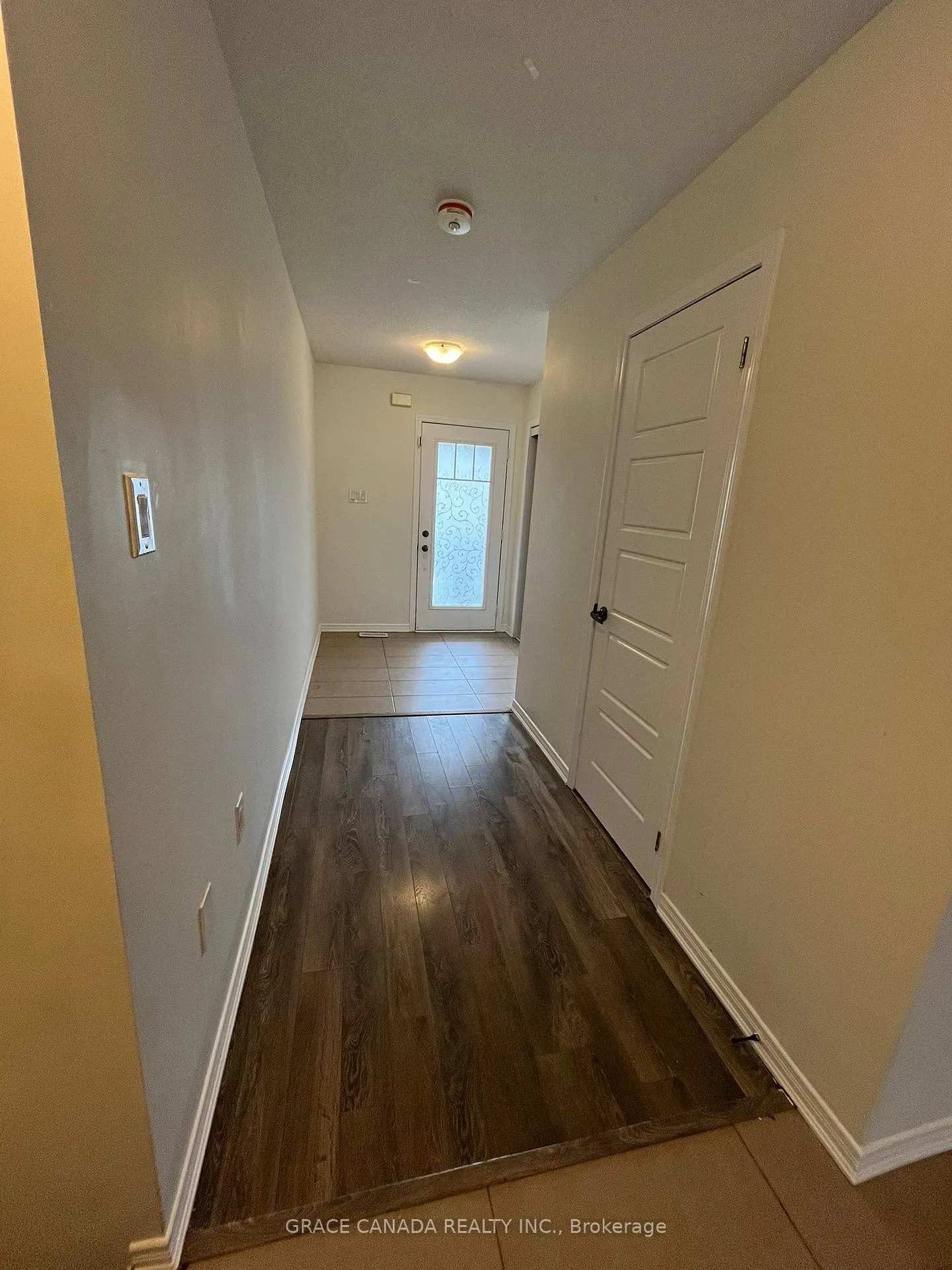 Photo 16 of 71 Bedrock Drive, Hamilton, Stoney Creek — HOMEH